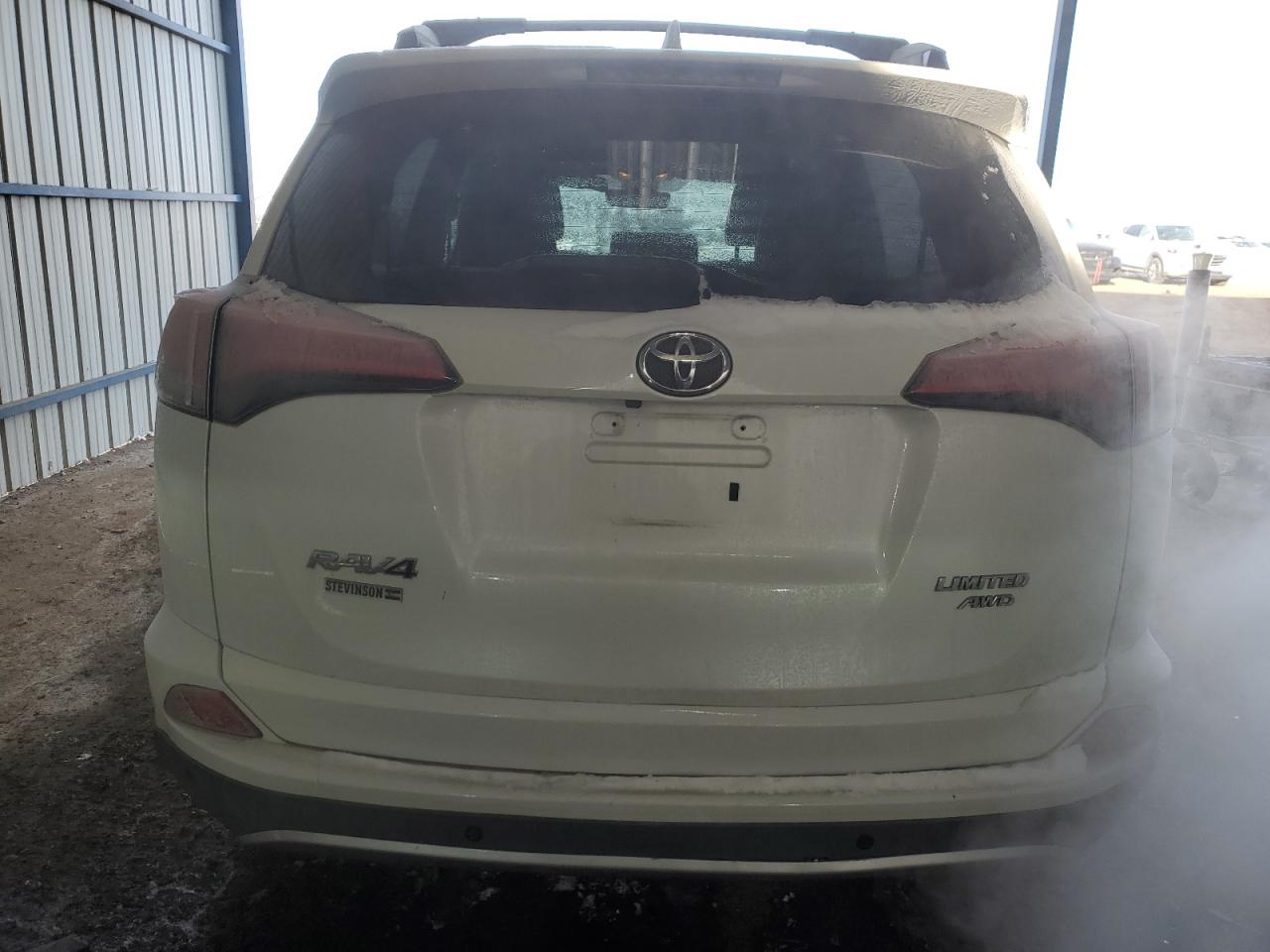 2016 Toyota RAV 4 - Image 6
