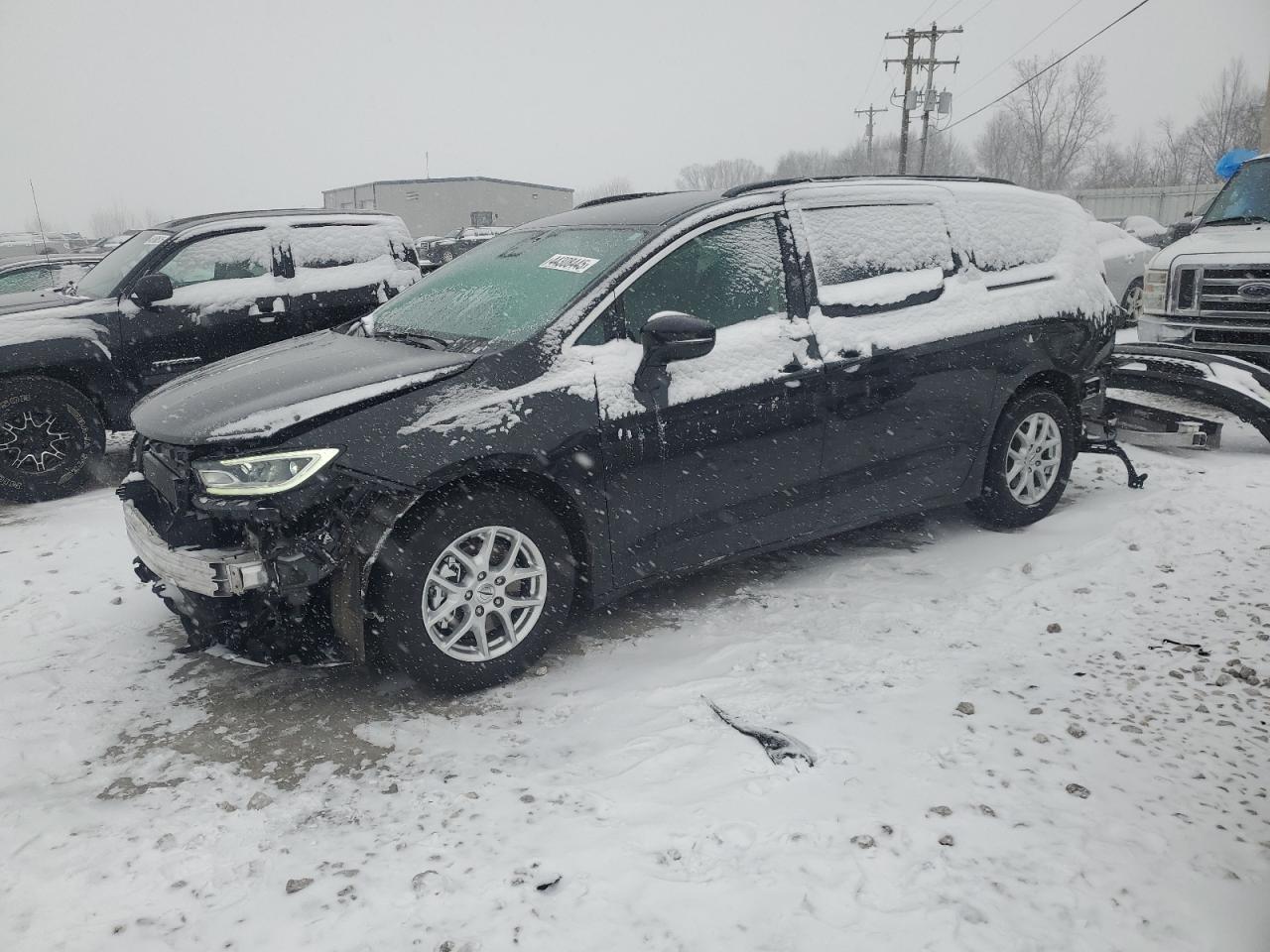 2022 Chrysler Pacifica - Image 1