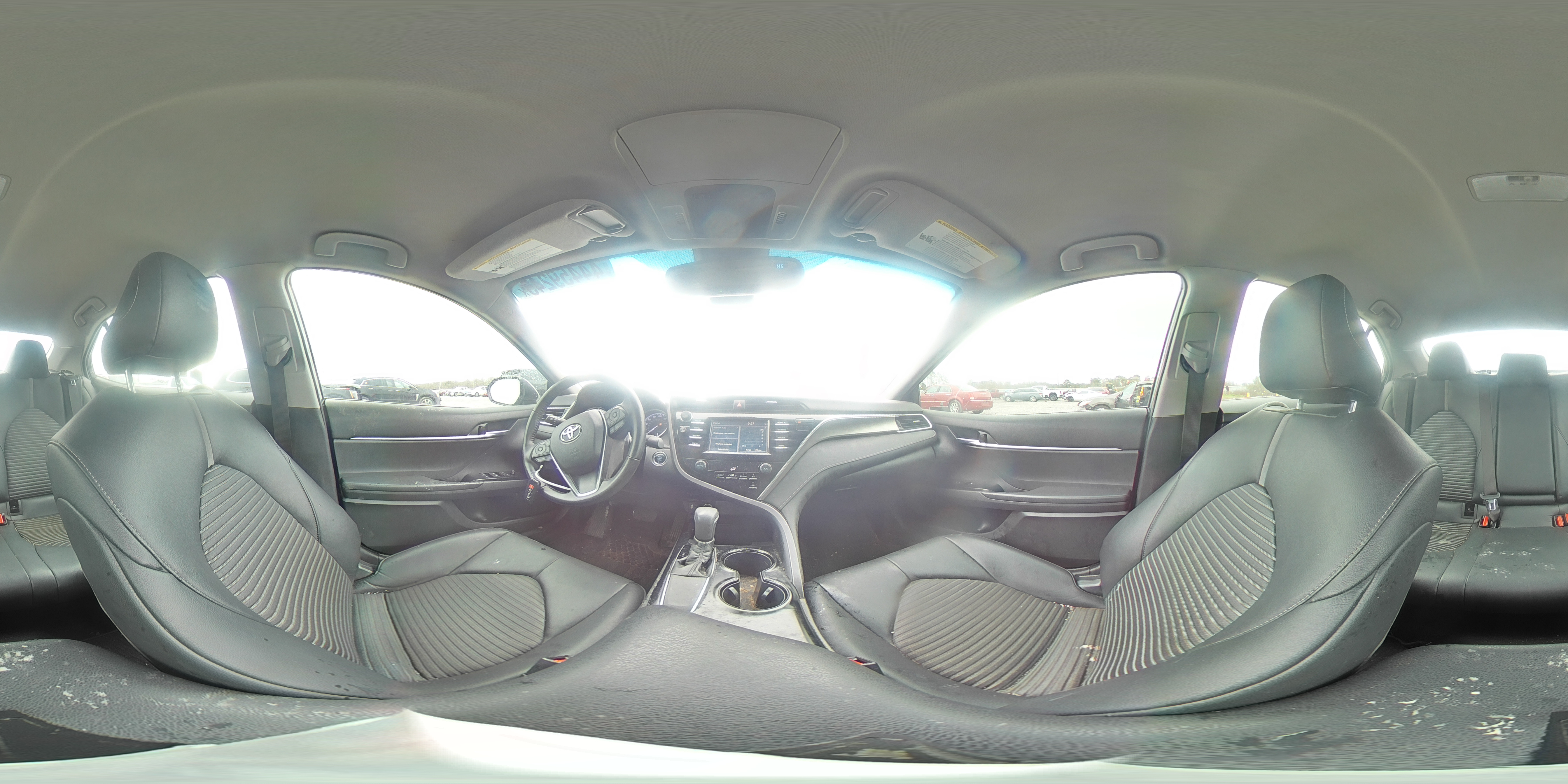 2018 Toyota Camry - Image 13
