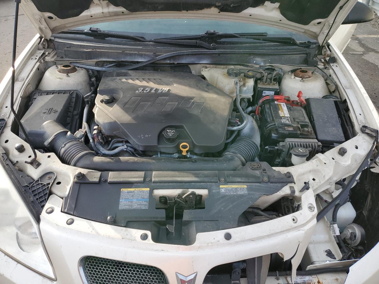 2008 Pontiac G6 - Image 11