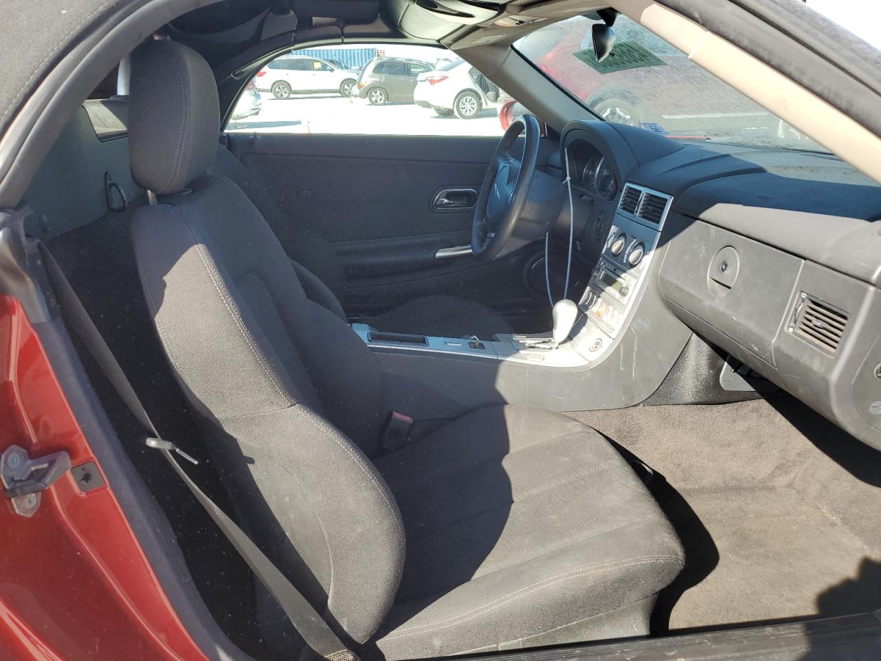 2007 Chrysler Crossfire - Image 10