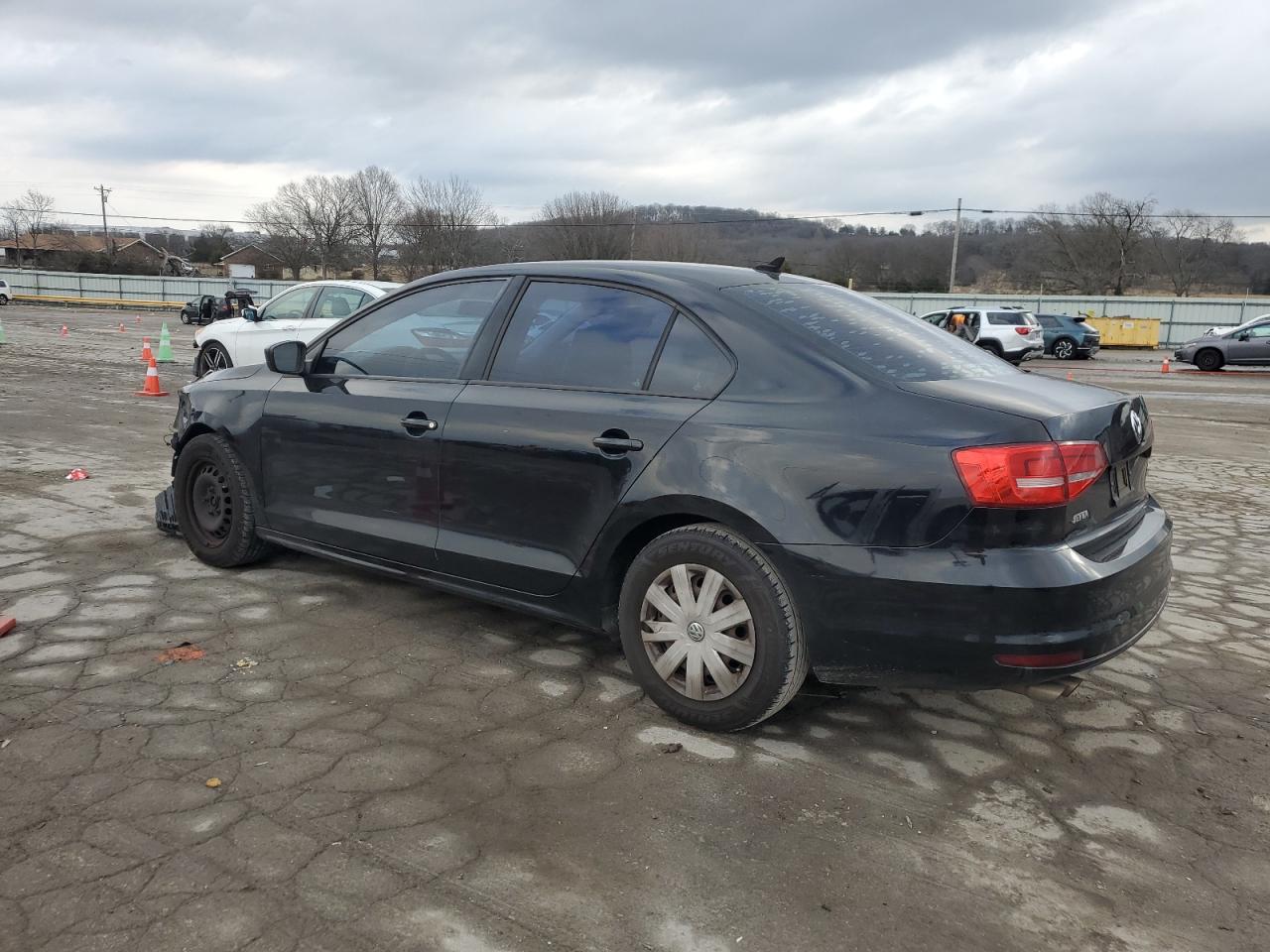 2015 Volkswagen Jetta - Image 2