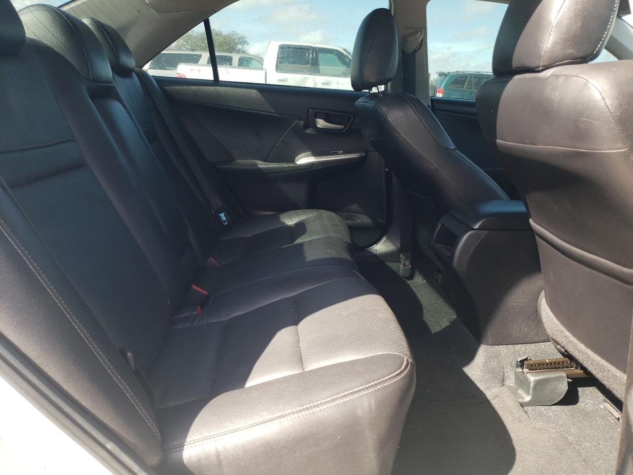 2012 Toyota Camry - Image 10