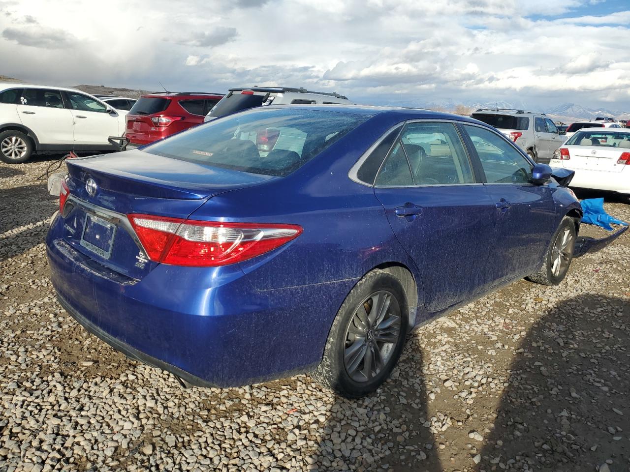 2016 Toyota Camry - Image 3