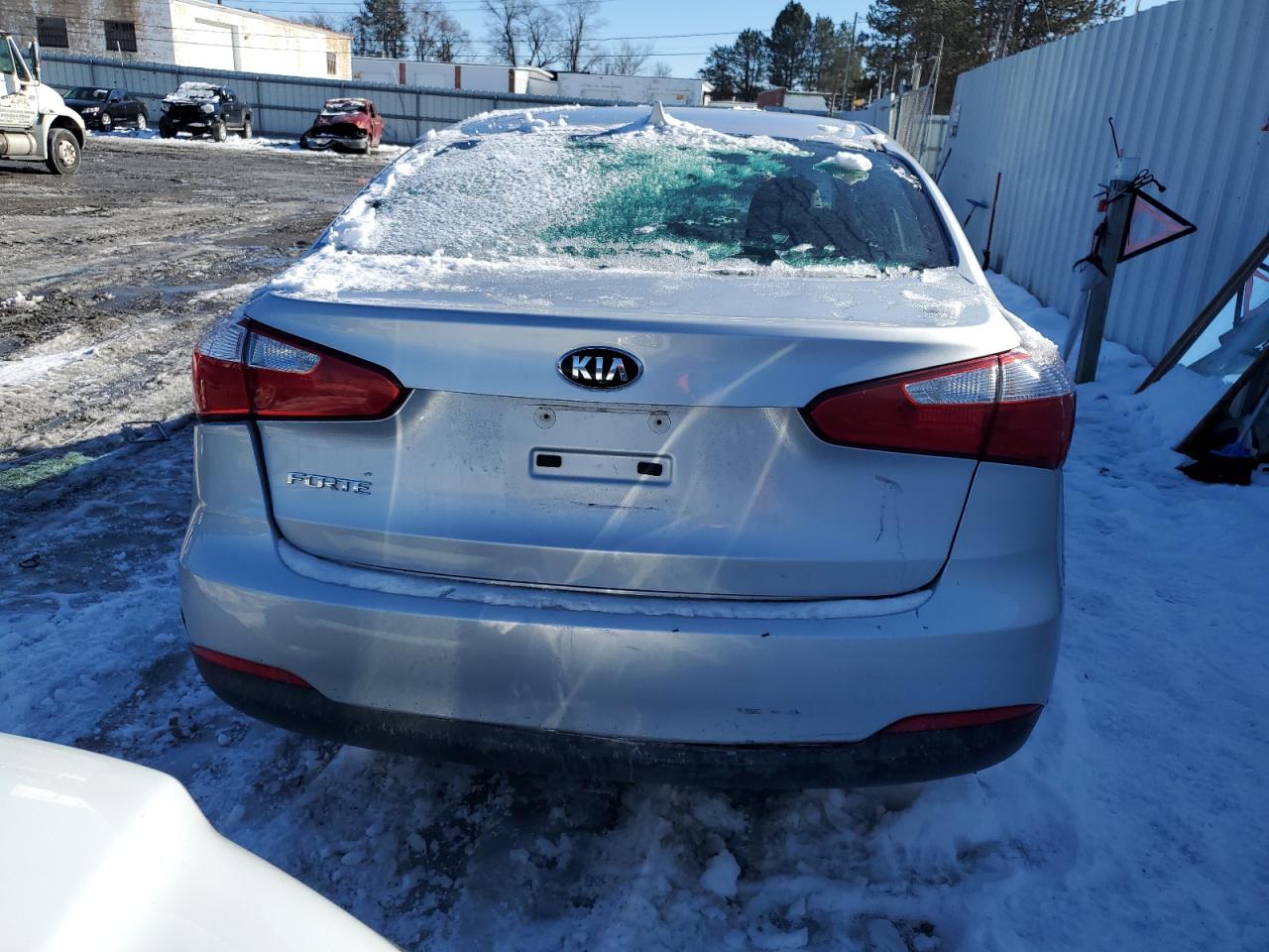 2016 Kia Forte - Image 6