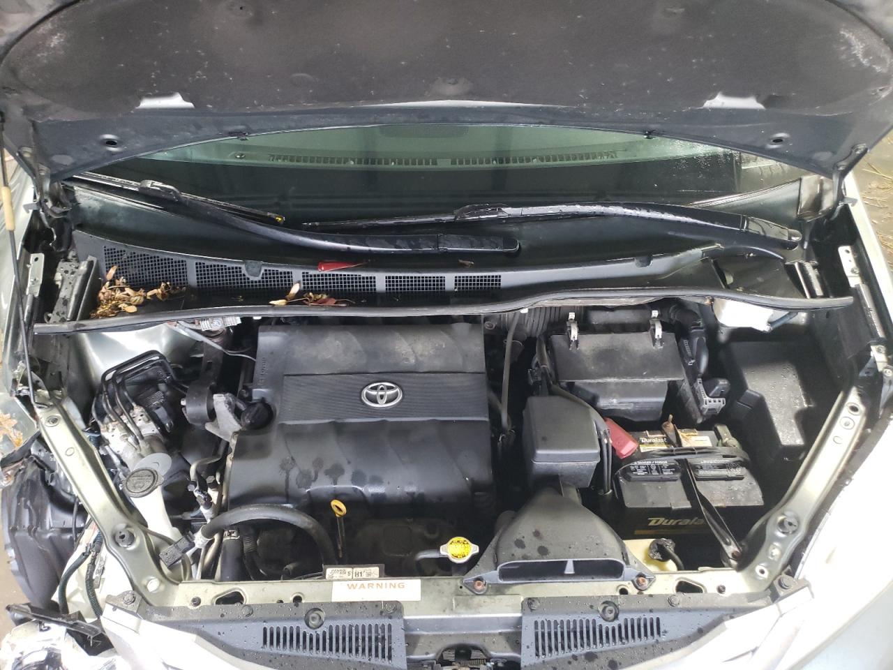 2011 Toyota Sienna - Image 11
