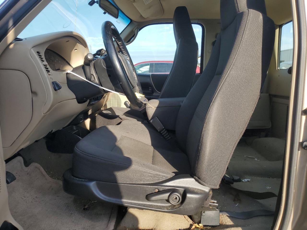 2004 Ford Ranger - Image 7