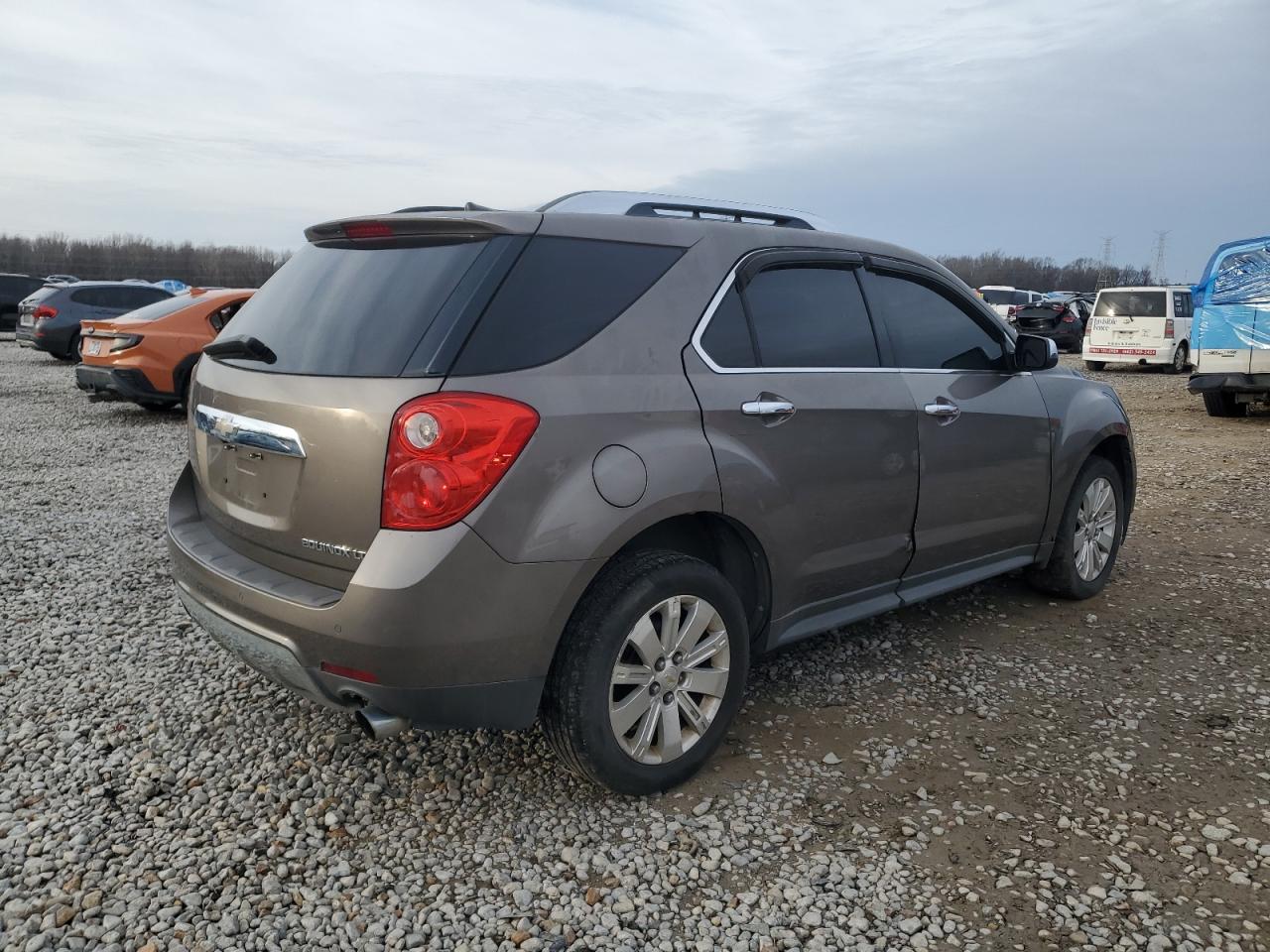 2011 Chevrolet Equinox - Image 3