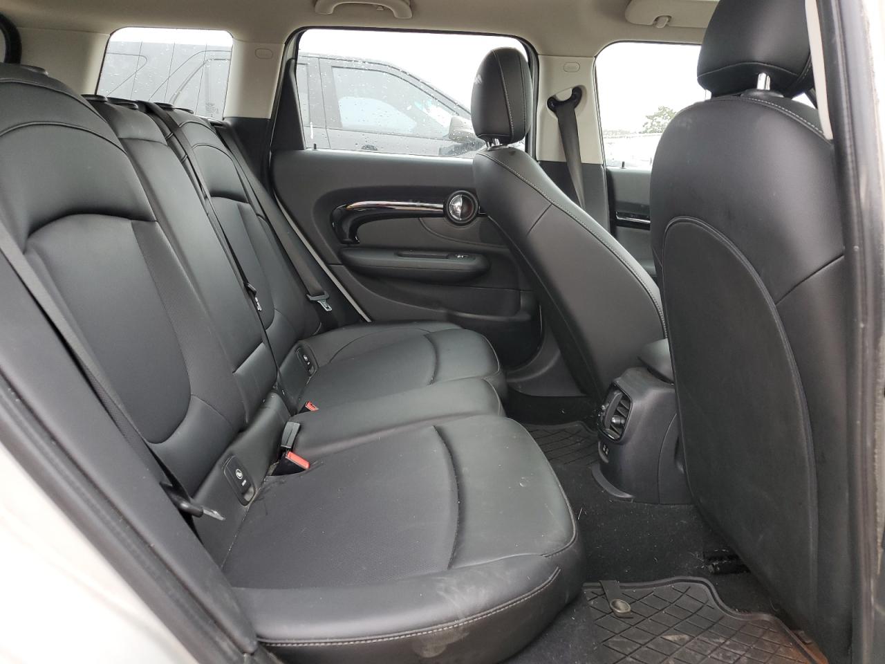 2019 MINI Cooper - Image 10