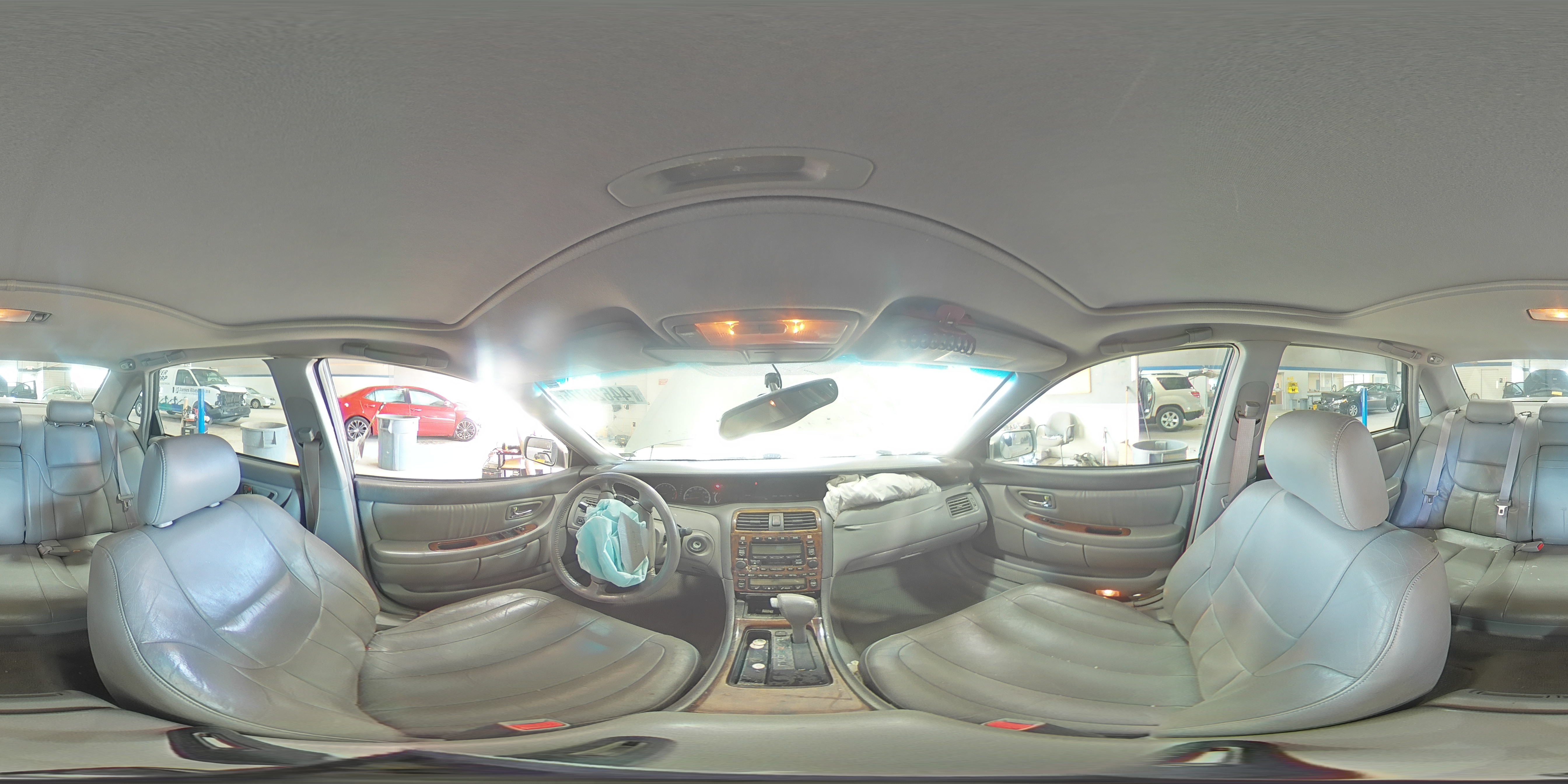2001 Toyota Avalon - Image 12