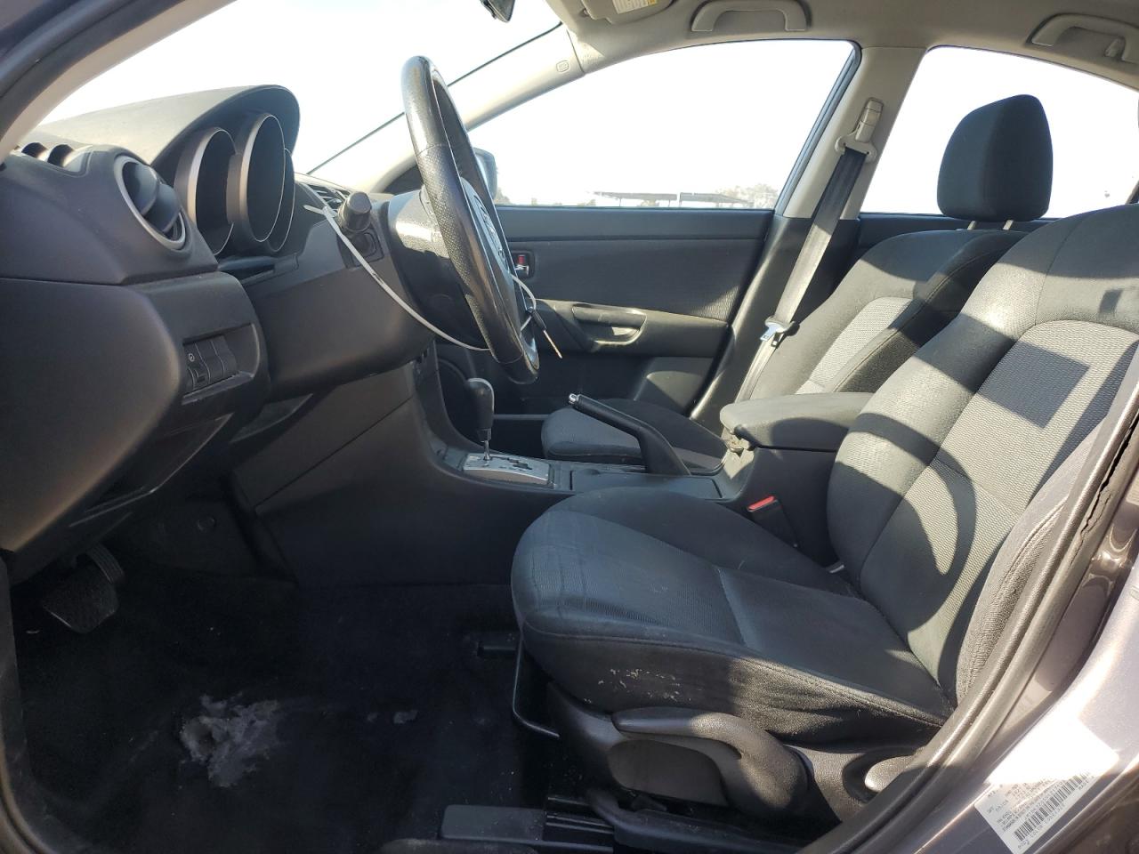 2009 Mazda 3 - Image 7