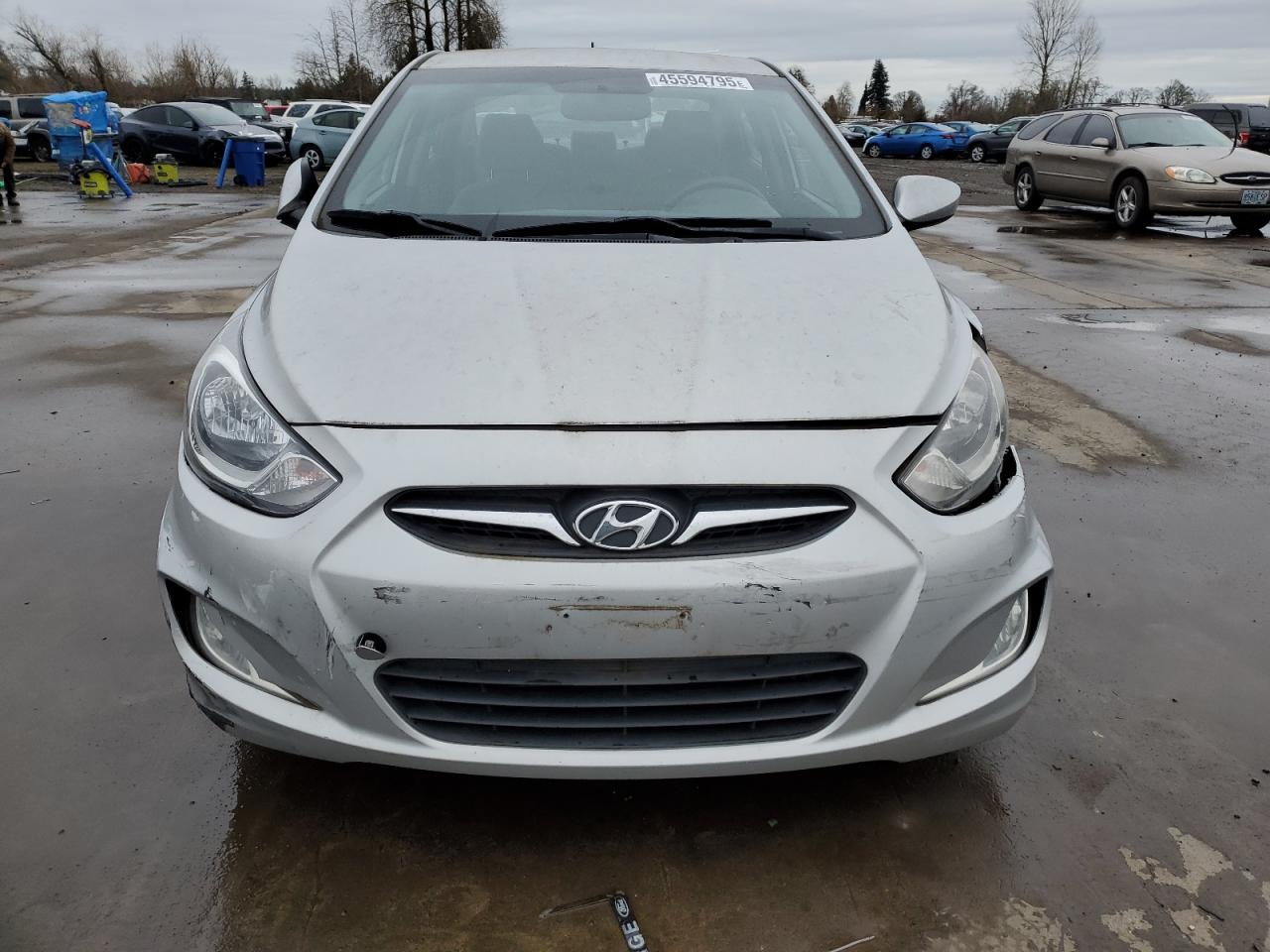 2013 Hyundai Accent - Image 5