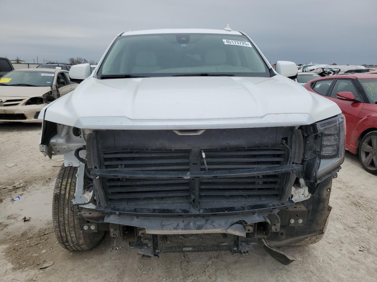 2021 GMC Yukon - Image 5