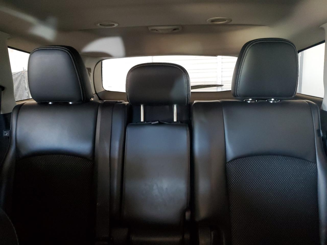 2016 Dodge Journey - Image 10