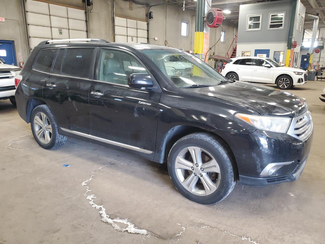2011 Toyota Highlander - Image 4