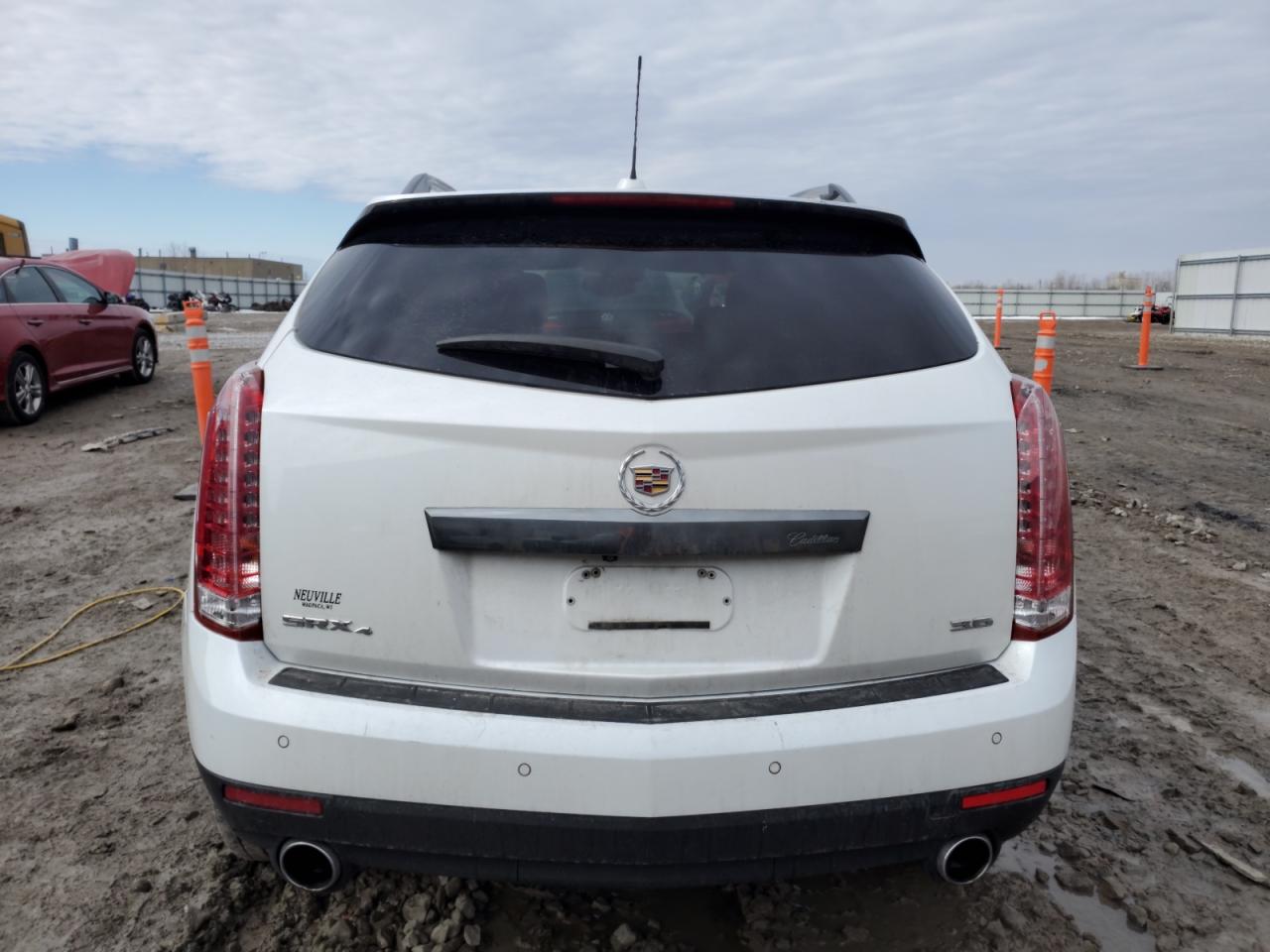 2016 Cadillac SRX - Image 6