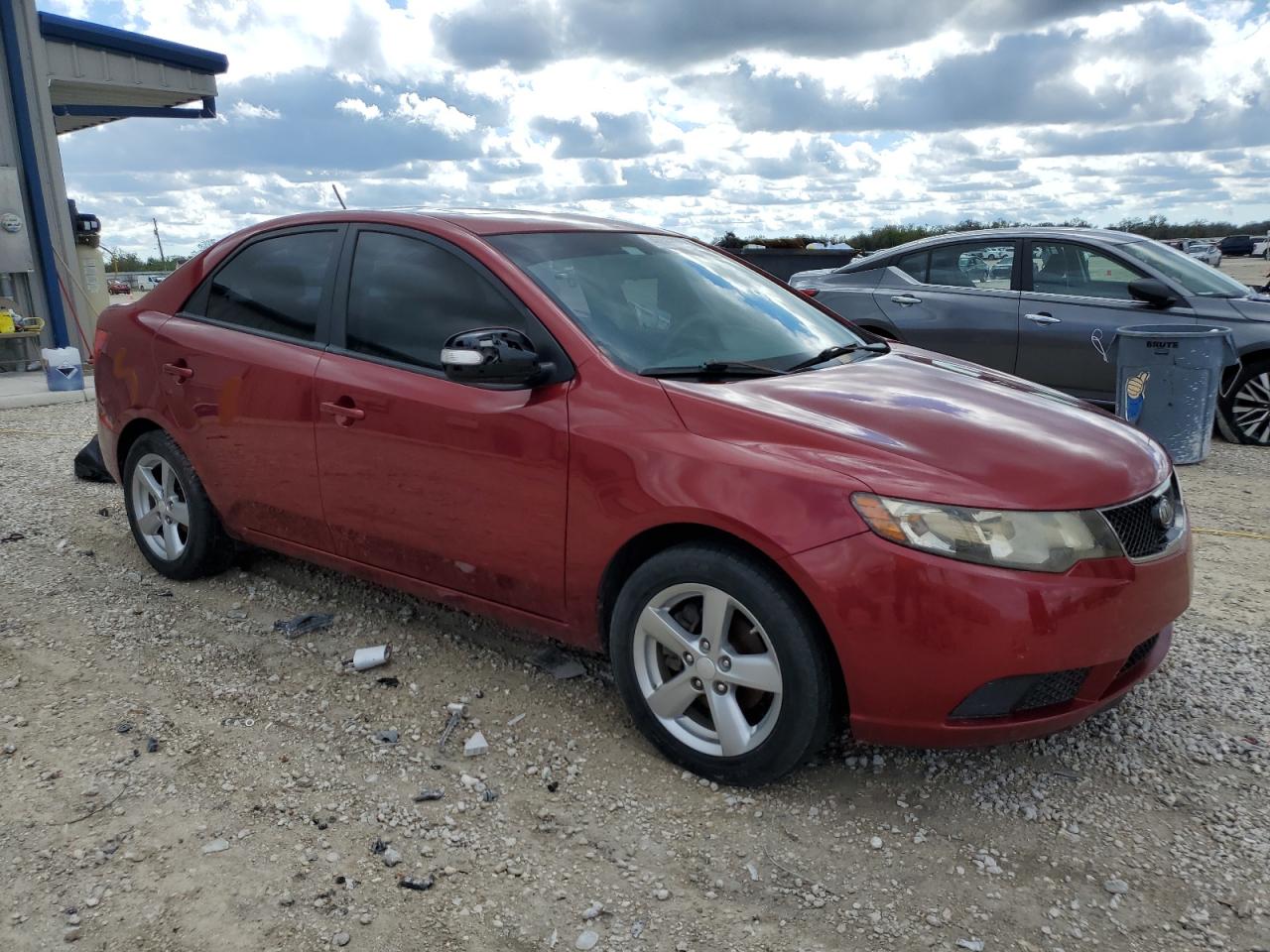 2010 Kia Forte - Image 4