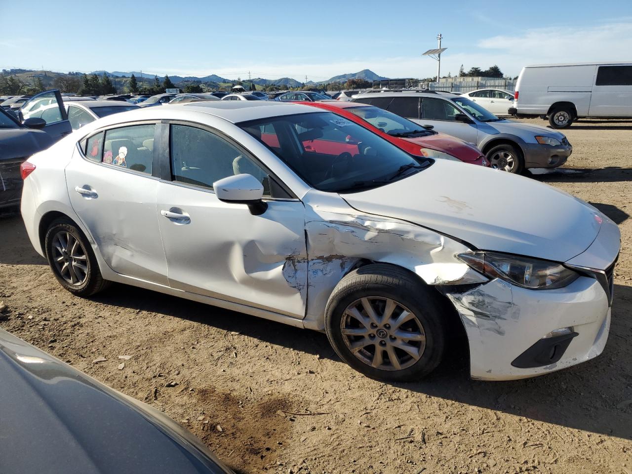 2015 Mazda 3 - Image 4