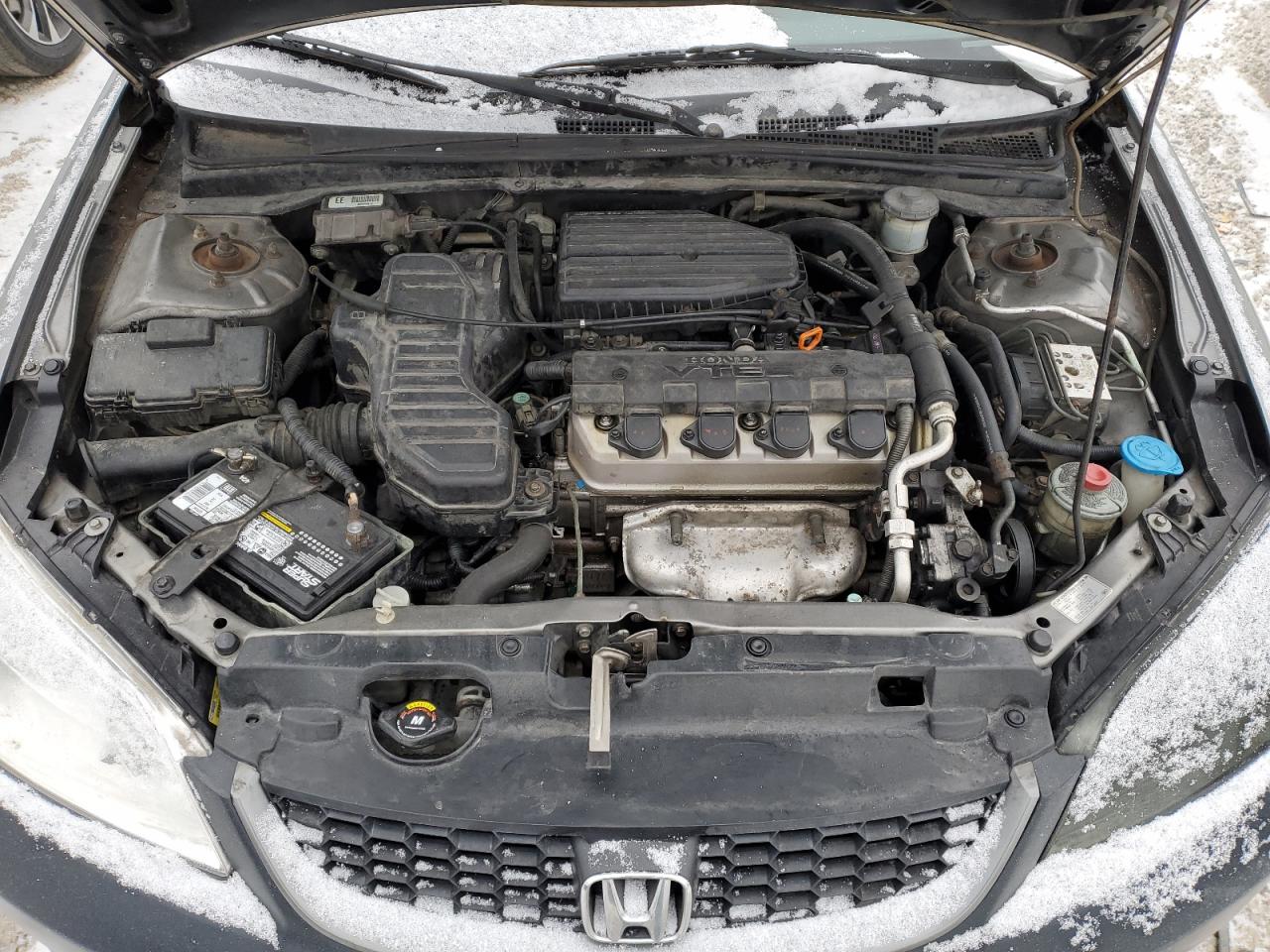 2005 Honda Civic - Image 13