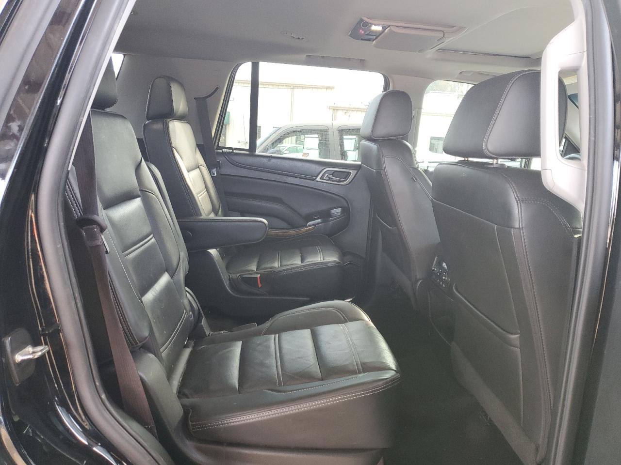 2017 GMC Yukon - Image 11