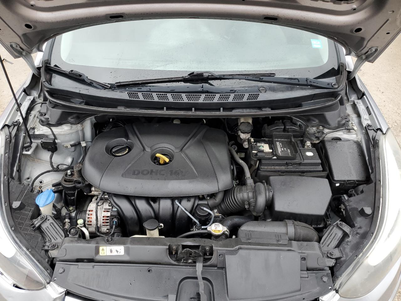 2016 Hyundai Elantra - Image 11