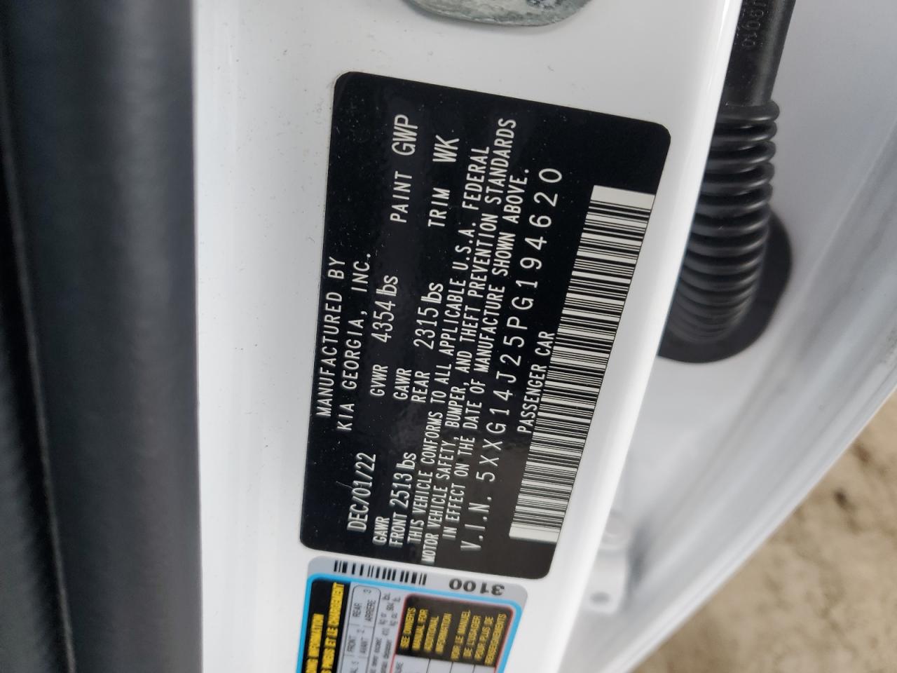 2023 Kia K5 - Image 14