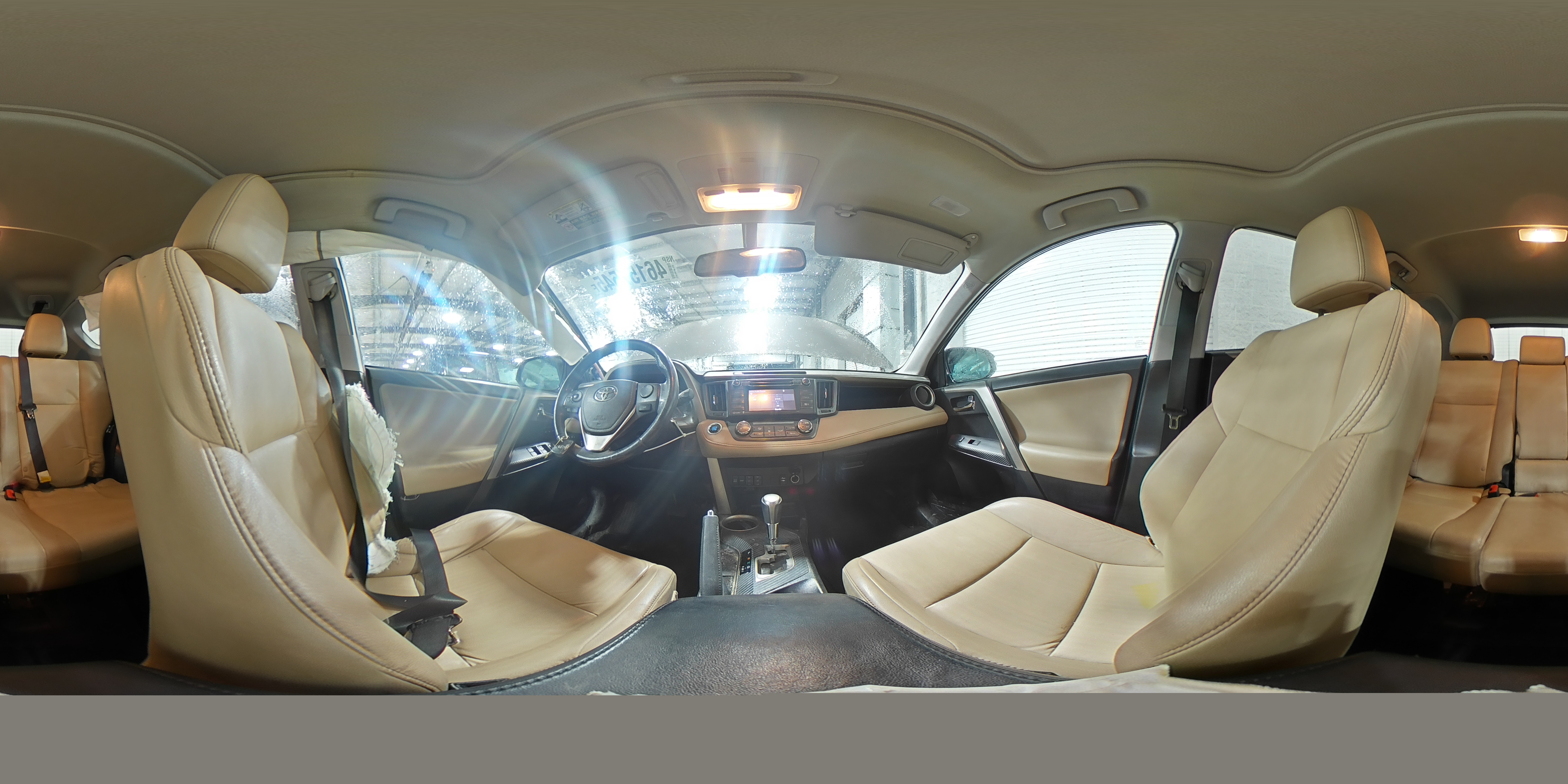 2015 Toyota RAV 4 - Image 16