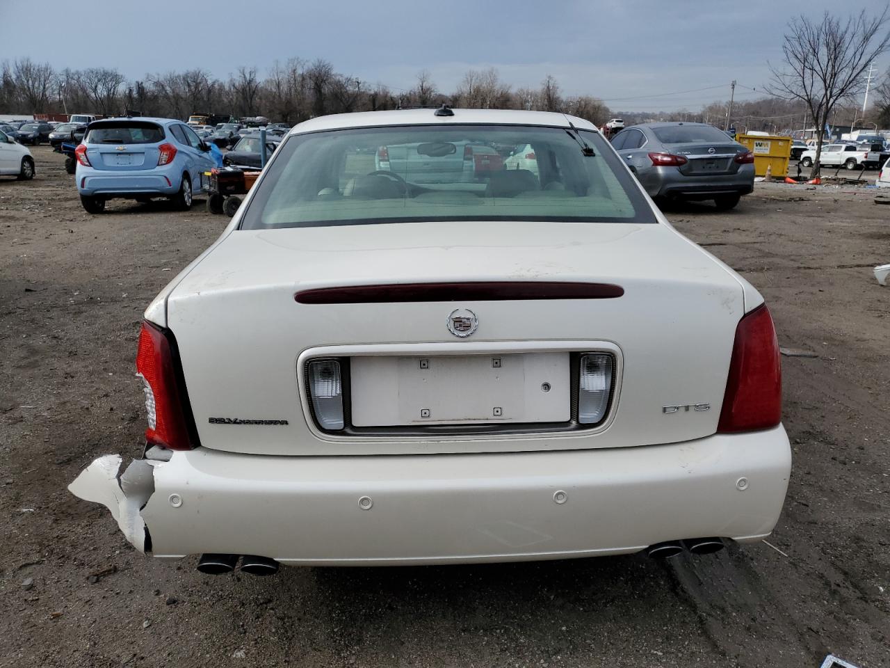 2003 Cadillac De Ville - Image 6
