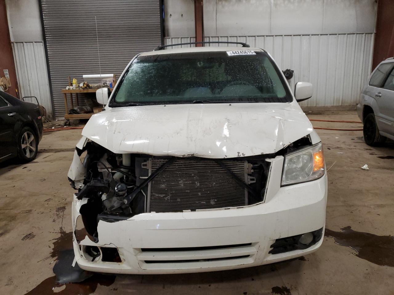 2009 Dodge Caravan - Image 5