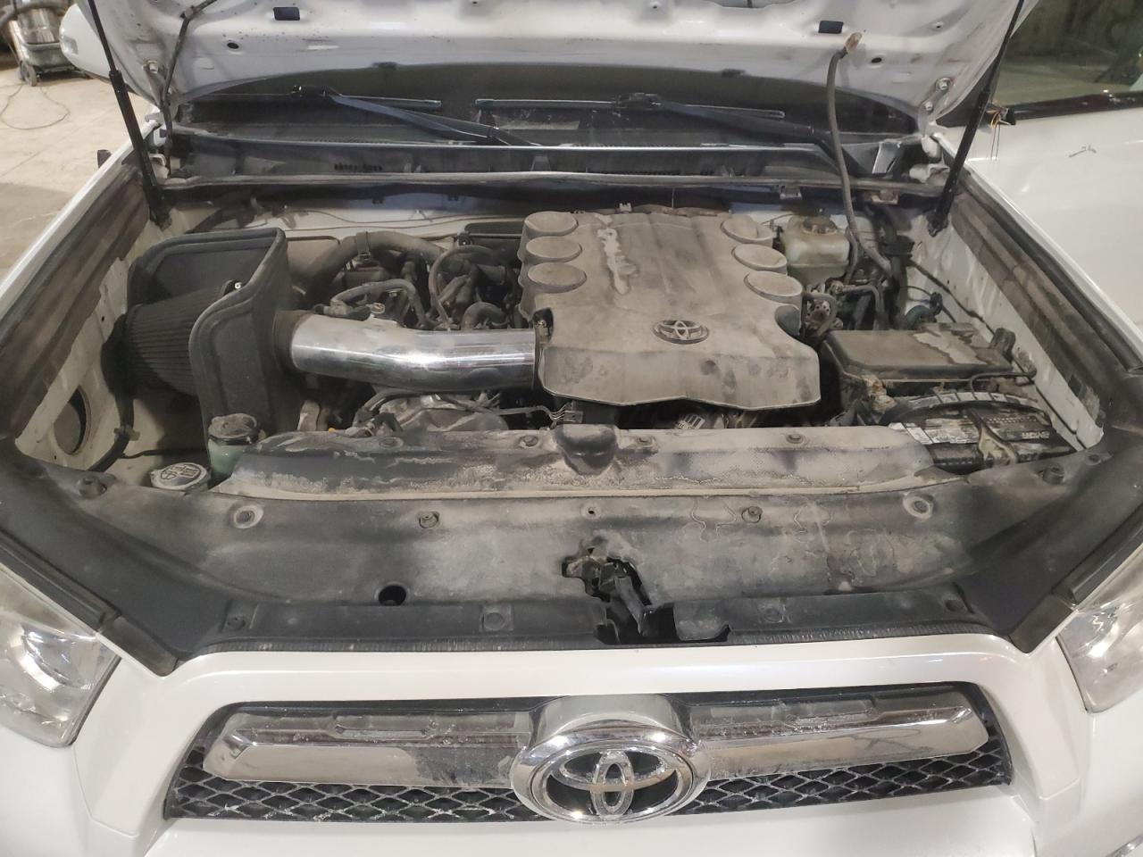 2010 Toyota 4Runner - Image 13