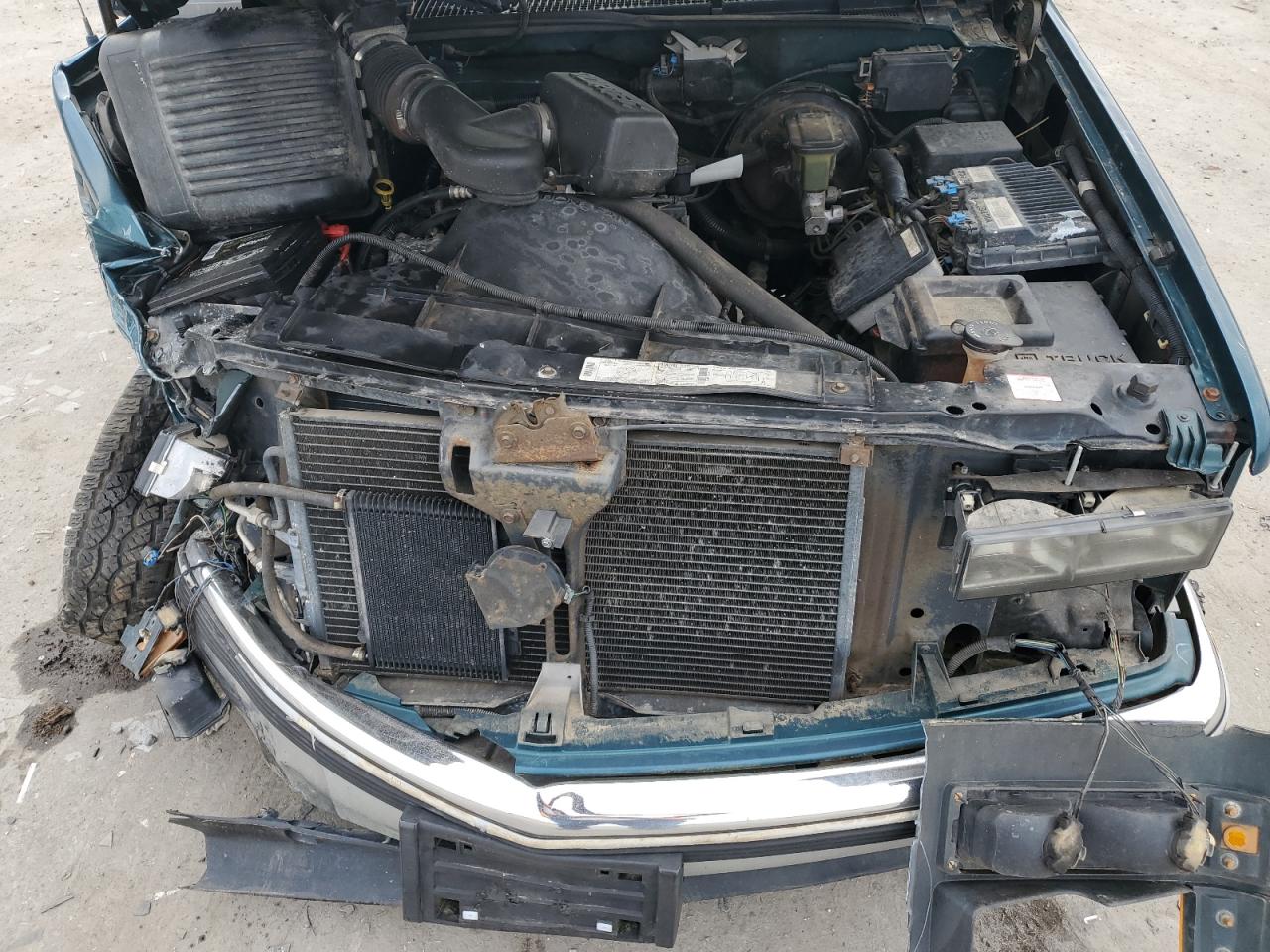 1996 GMC Sierra - Image 13