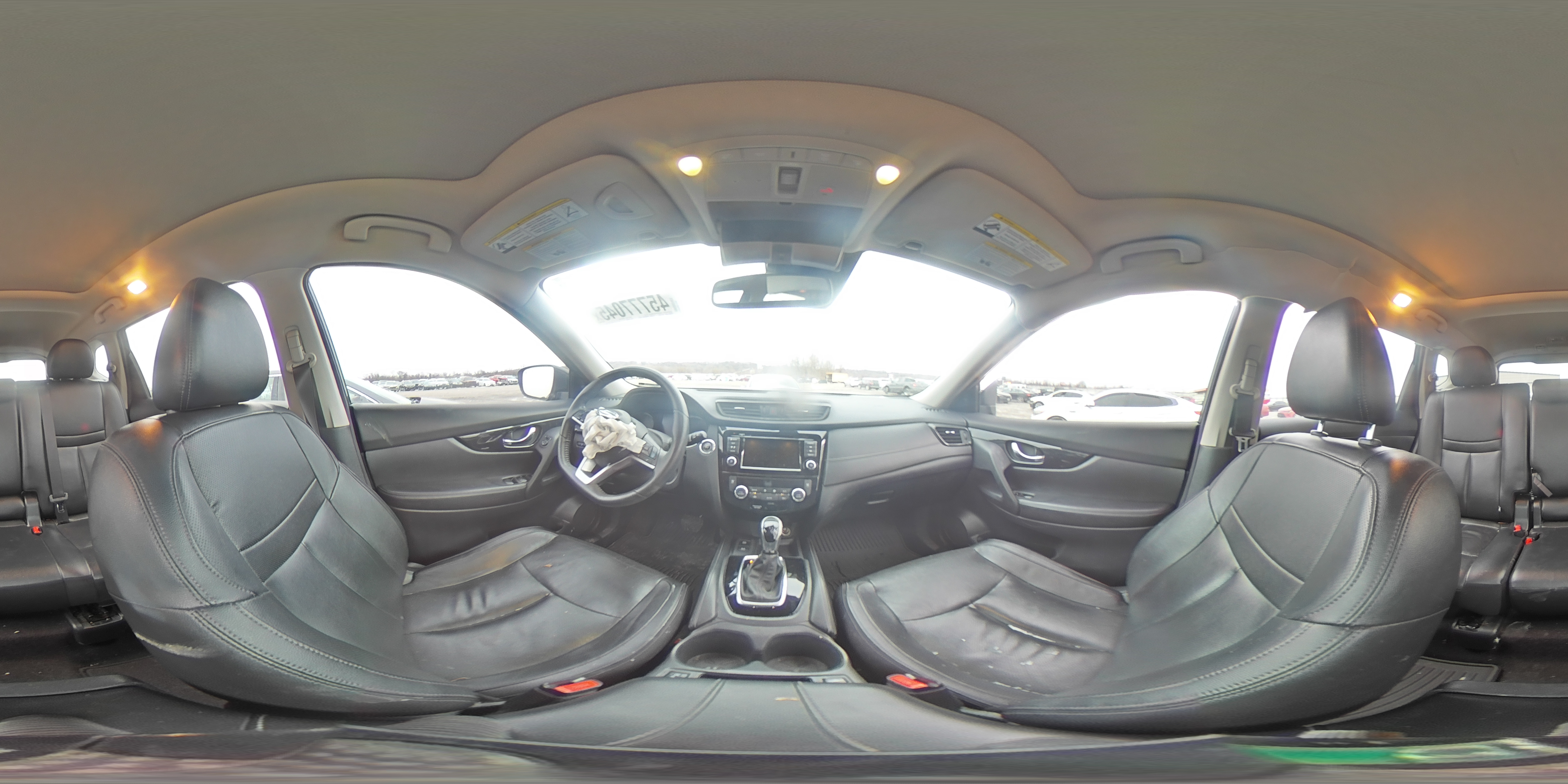 2020 Nissan Rogue - Image 13