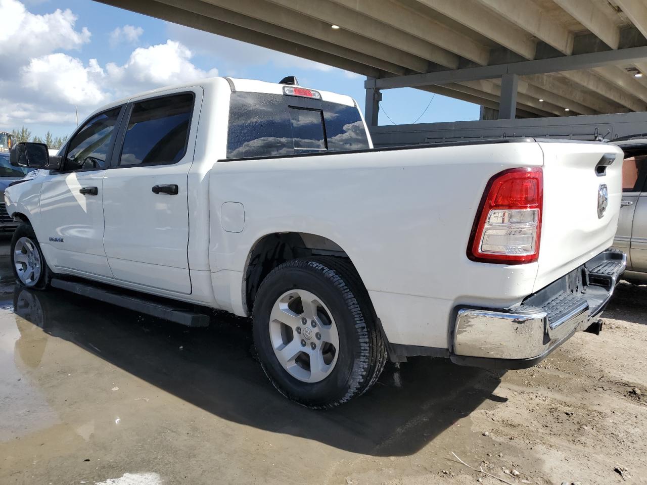 2019 RAM 1500 - Image 2