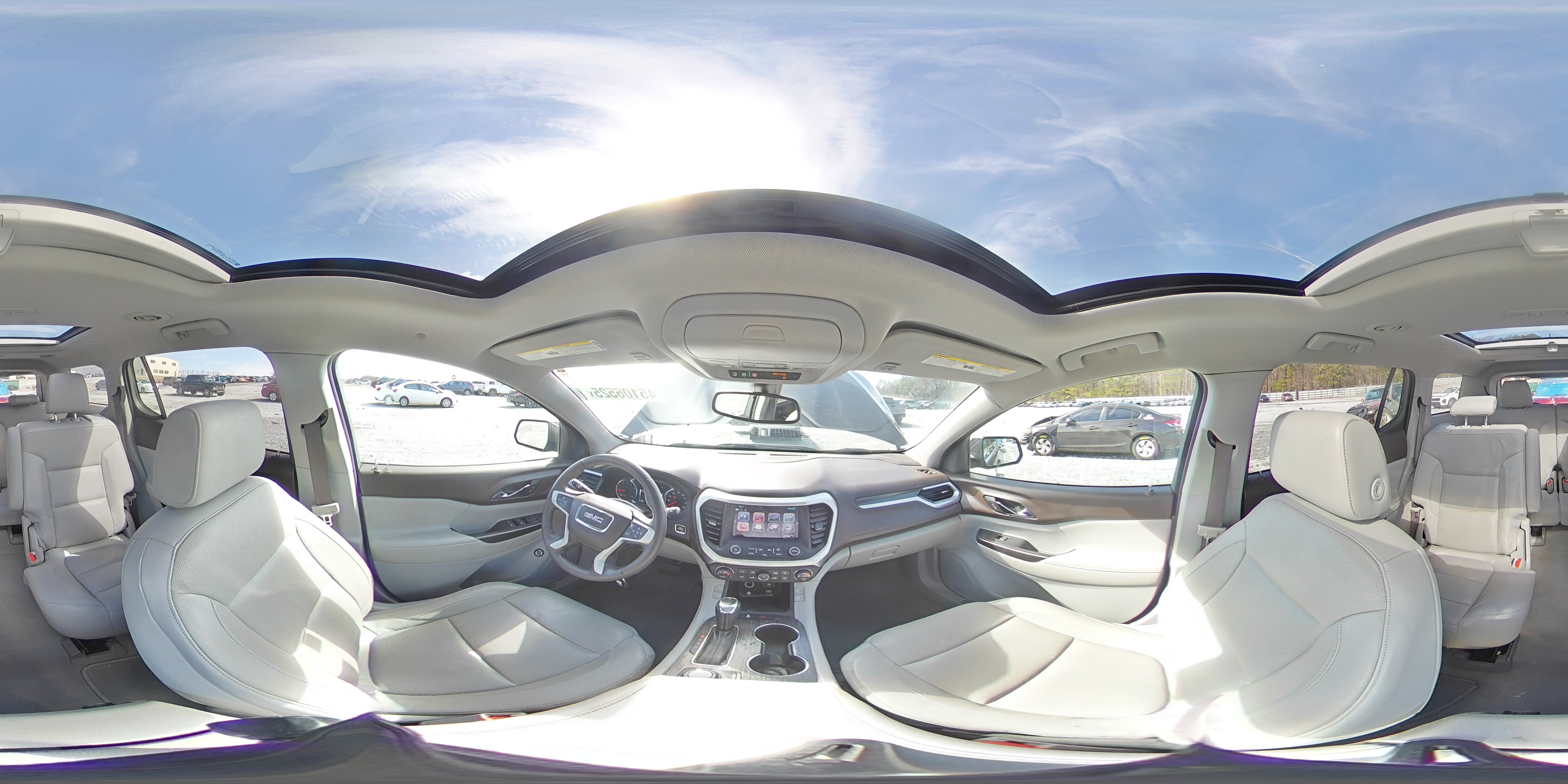 2017 GMC Acadia - Image 14