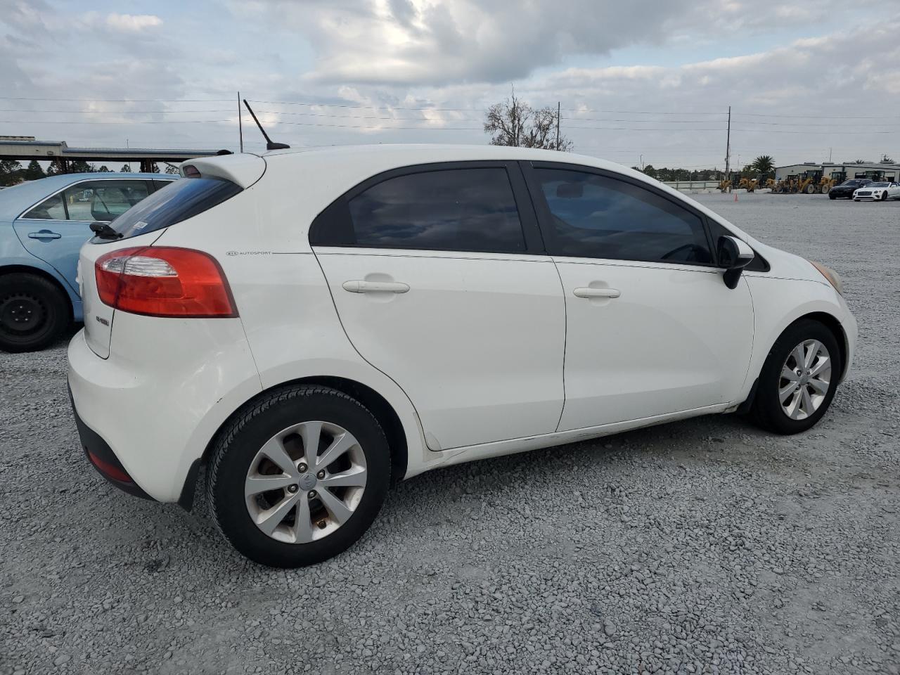 2012 Kia Rio - Image 3