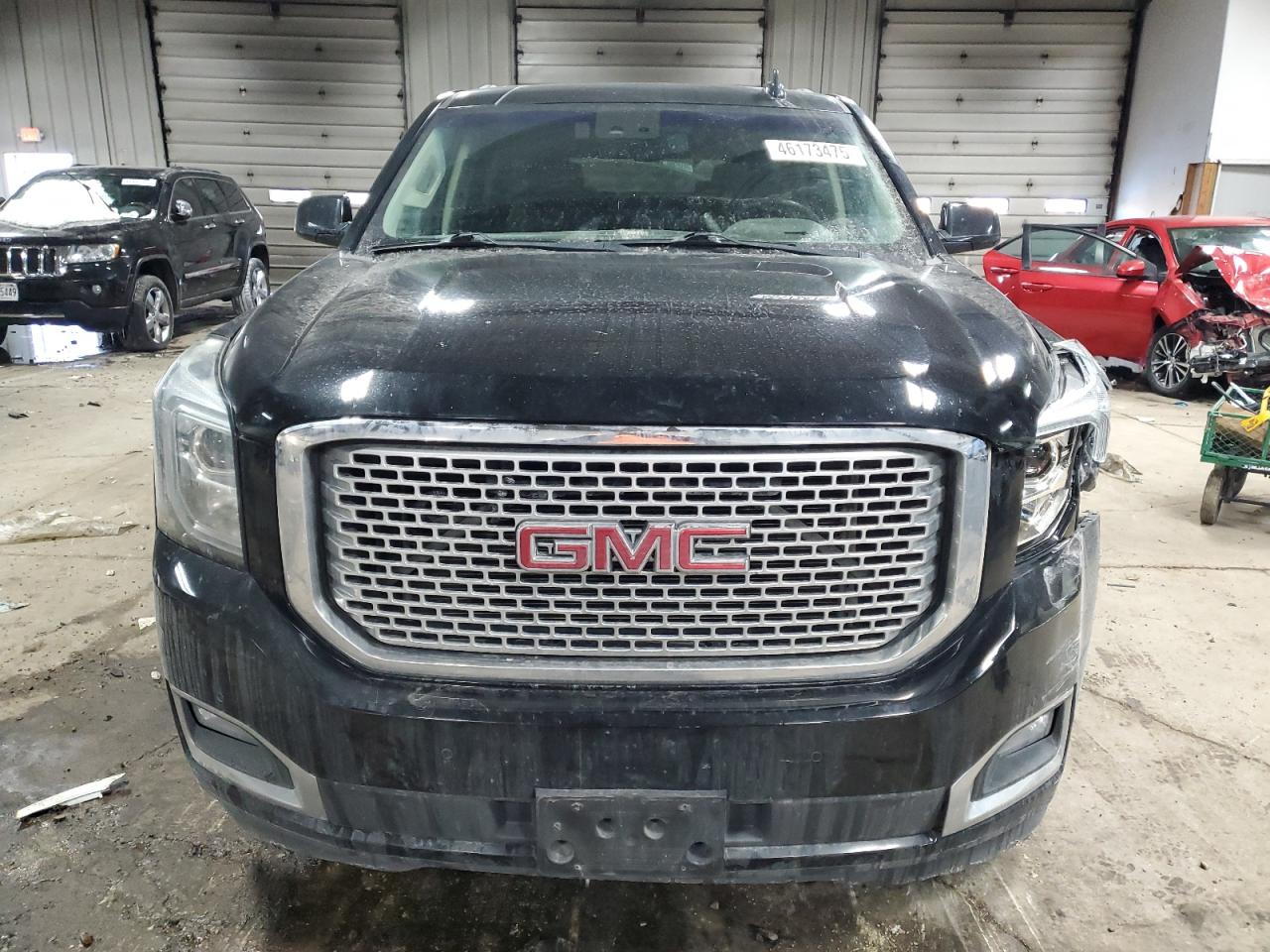 2015 GMC Yukon - Image 5