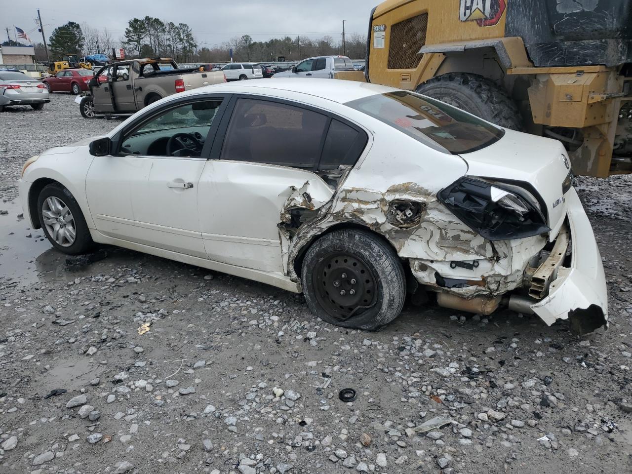 2012 Nissan Altima - Image 2