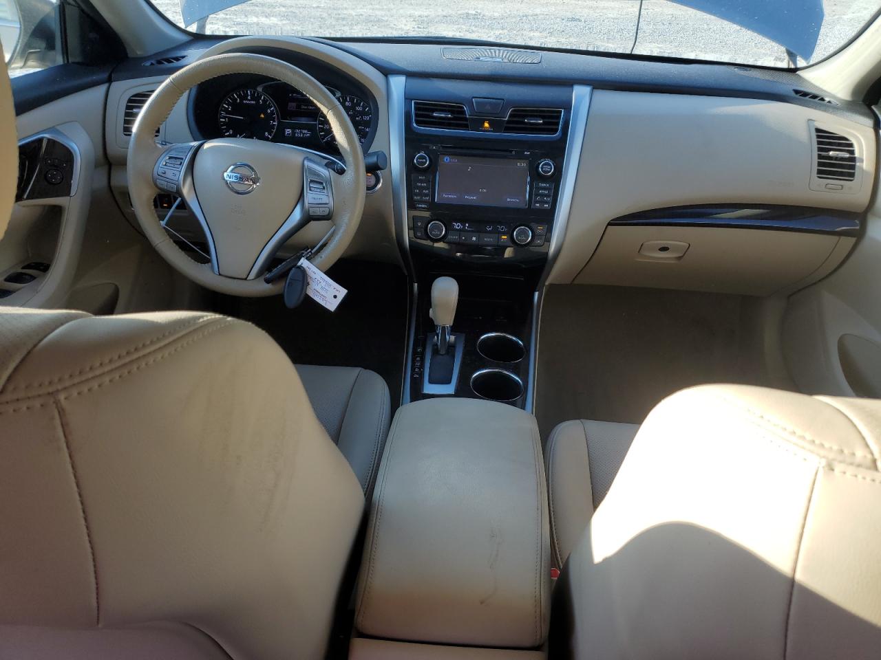 2014 Nissan Altima - Image 8