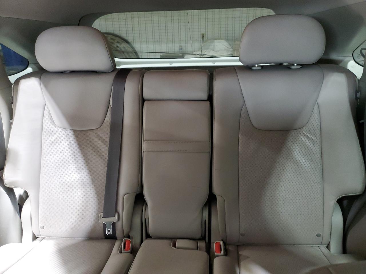 2011 Lexus RX - Image 10