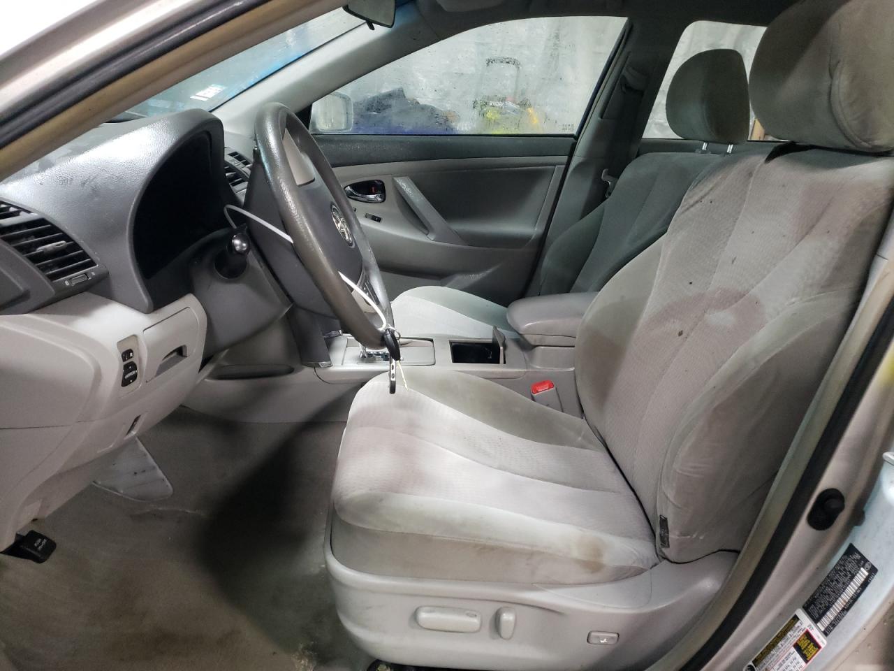 2011 Toyota Camry - Image 7