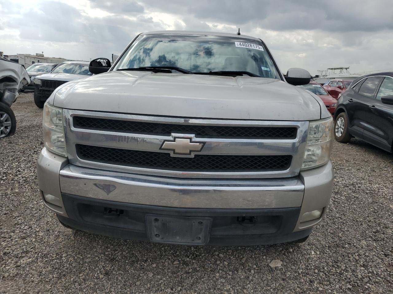 2008 Chevrolet Silverado - Image 5
