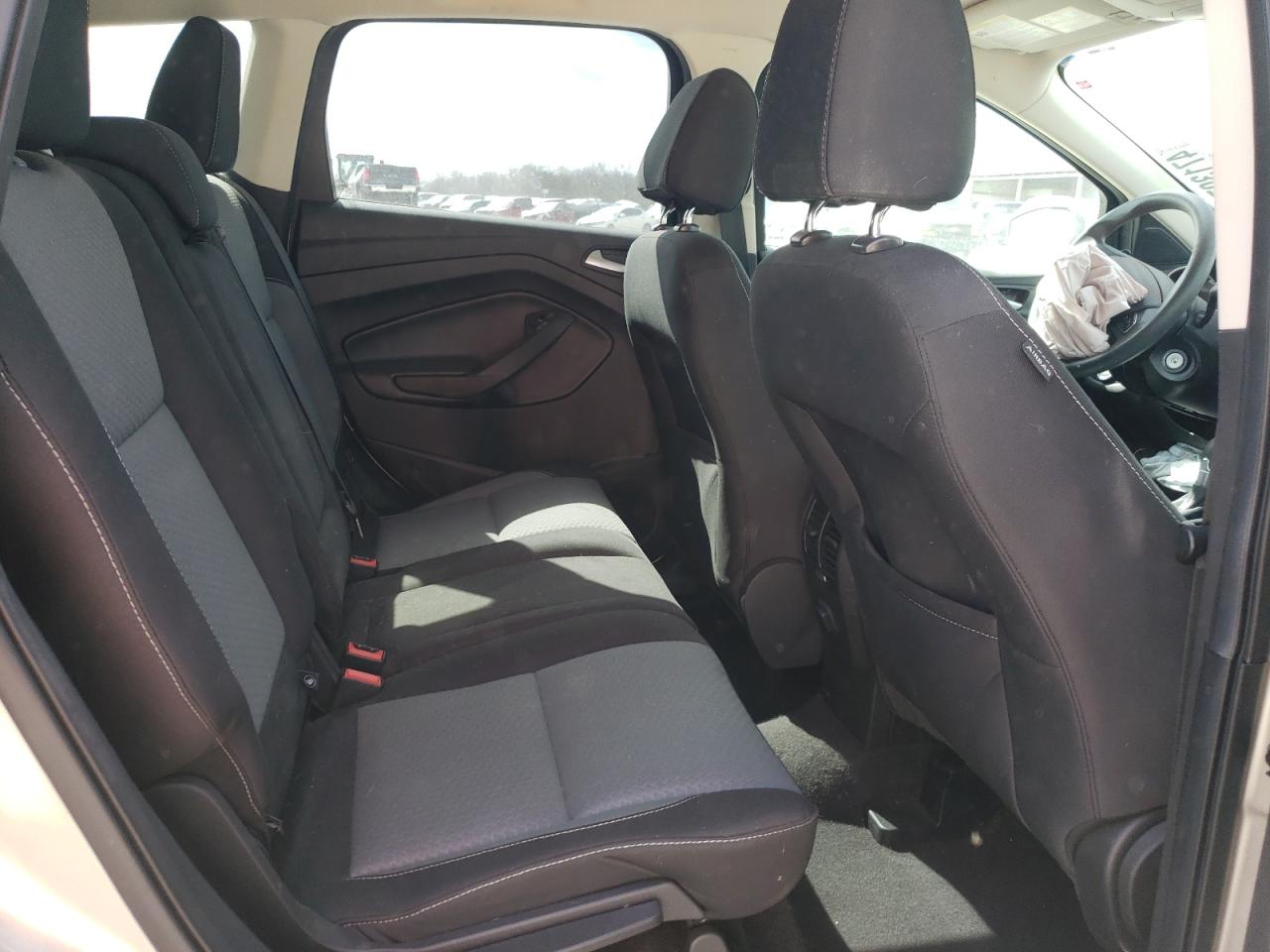 2017 Ford Escape - Image 11