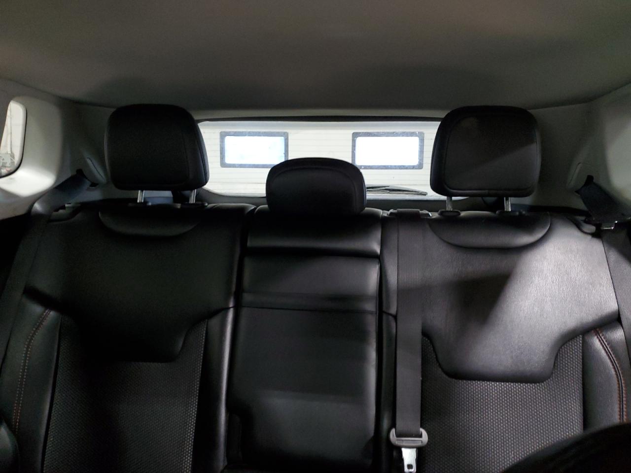 2020 Jeep Compass - Image 10