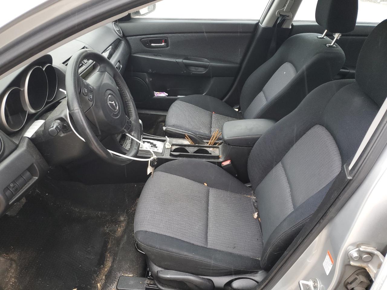 2009 Mazda 3 - Image 7