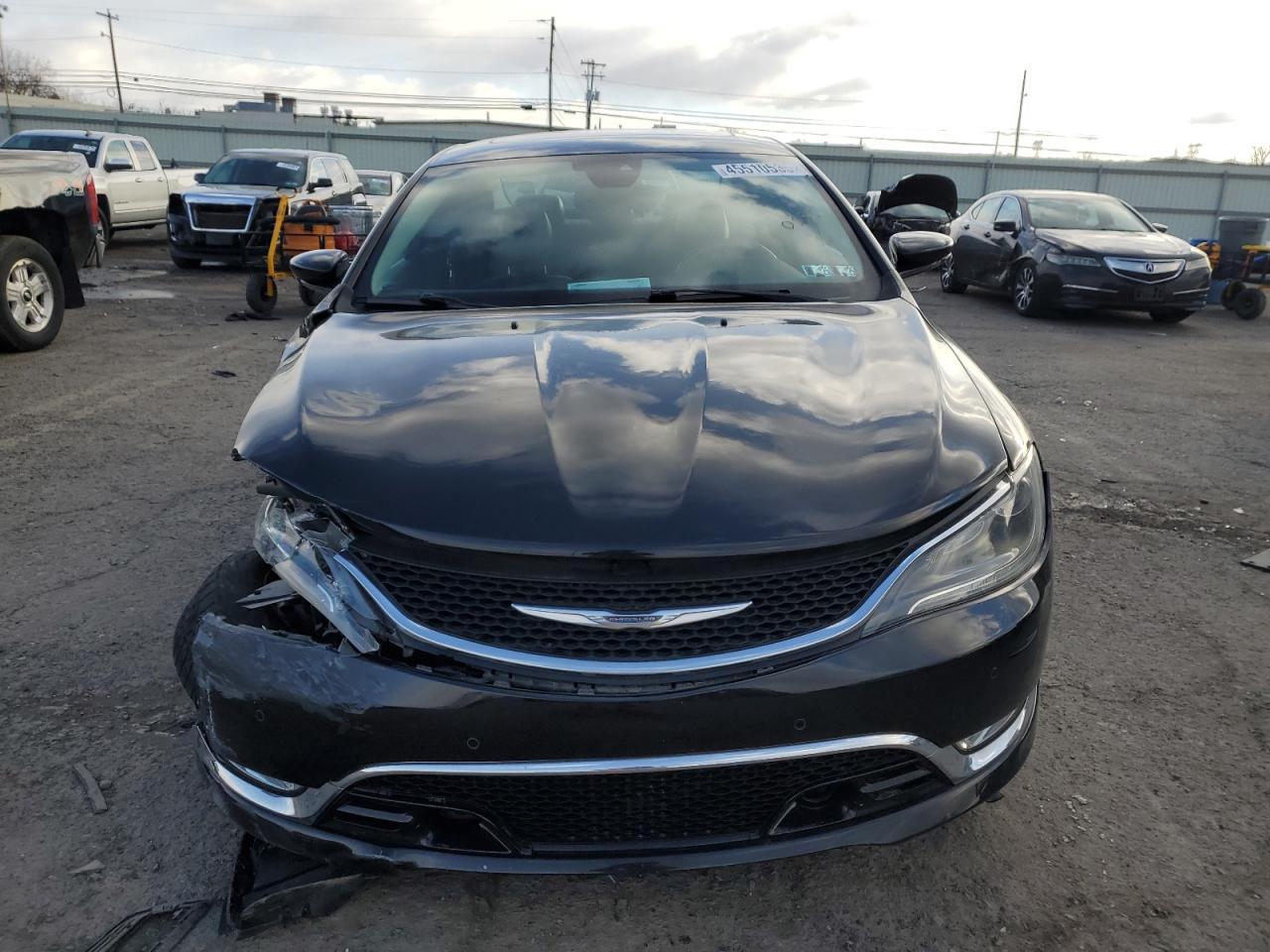 2015 Chrysler 200 - Image 5