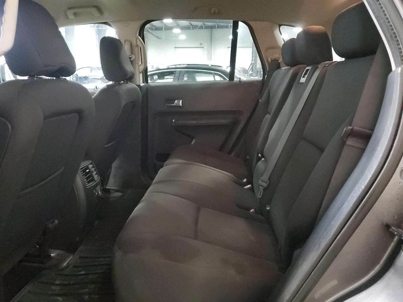 2010 Ford Edge - Image 11