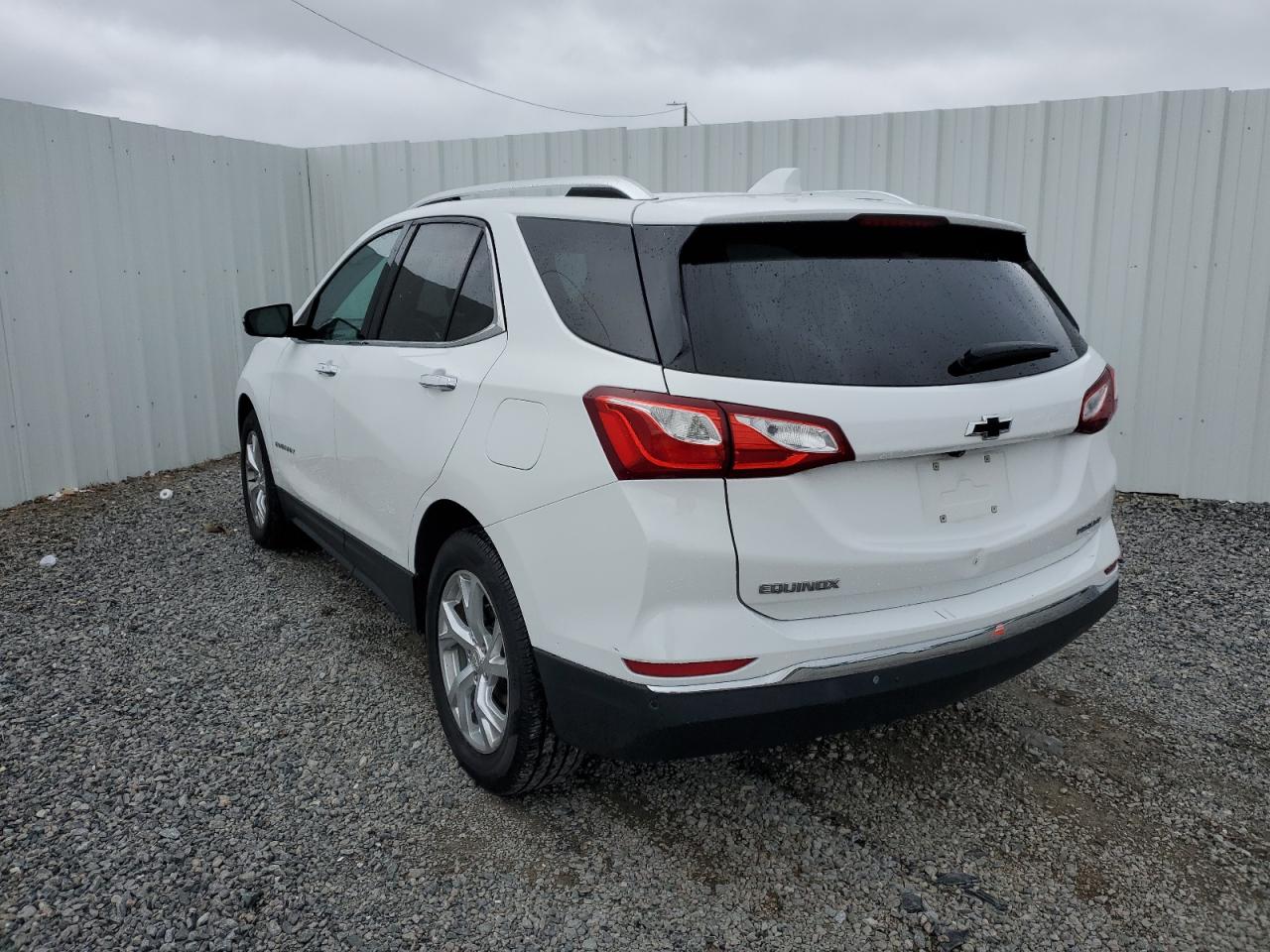 2021 Chevrolet Equinox - Image 2