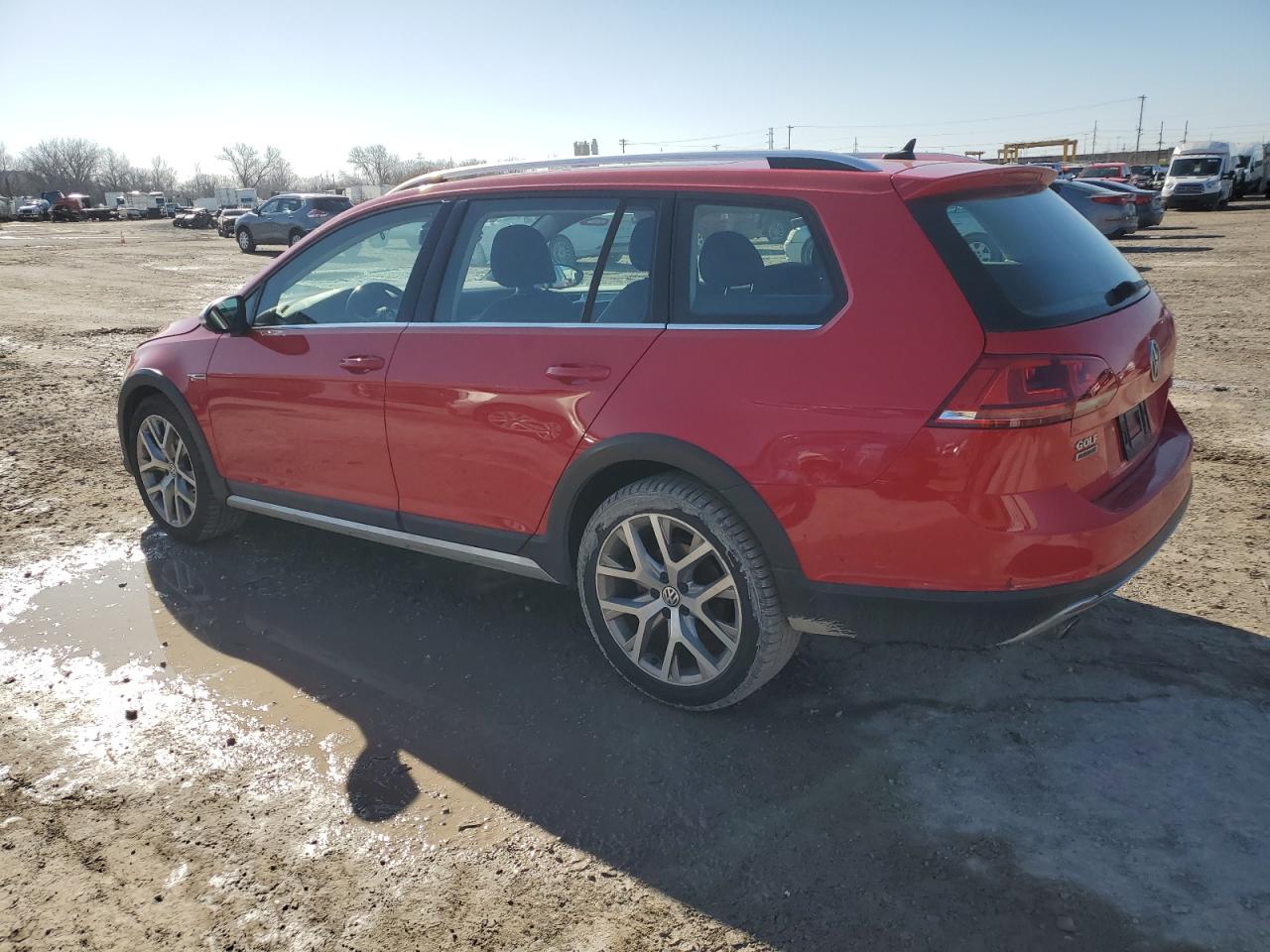 2017 Volkswagen Golf - Image 2