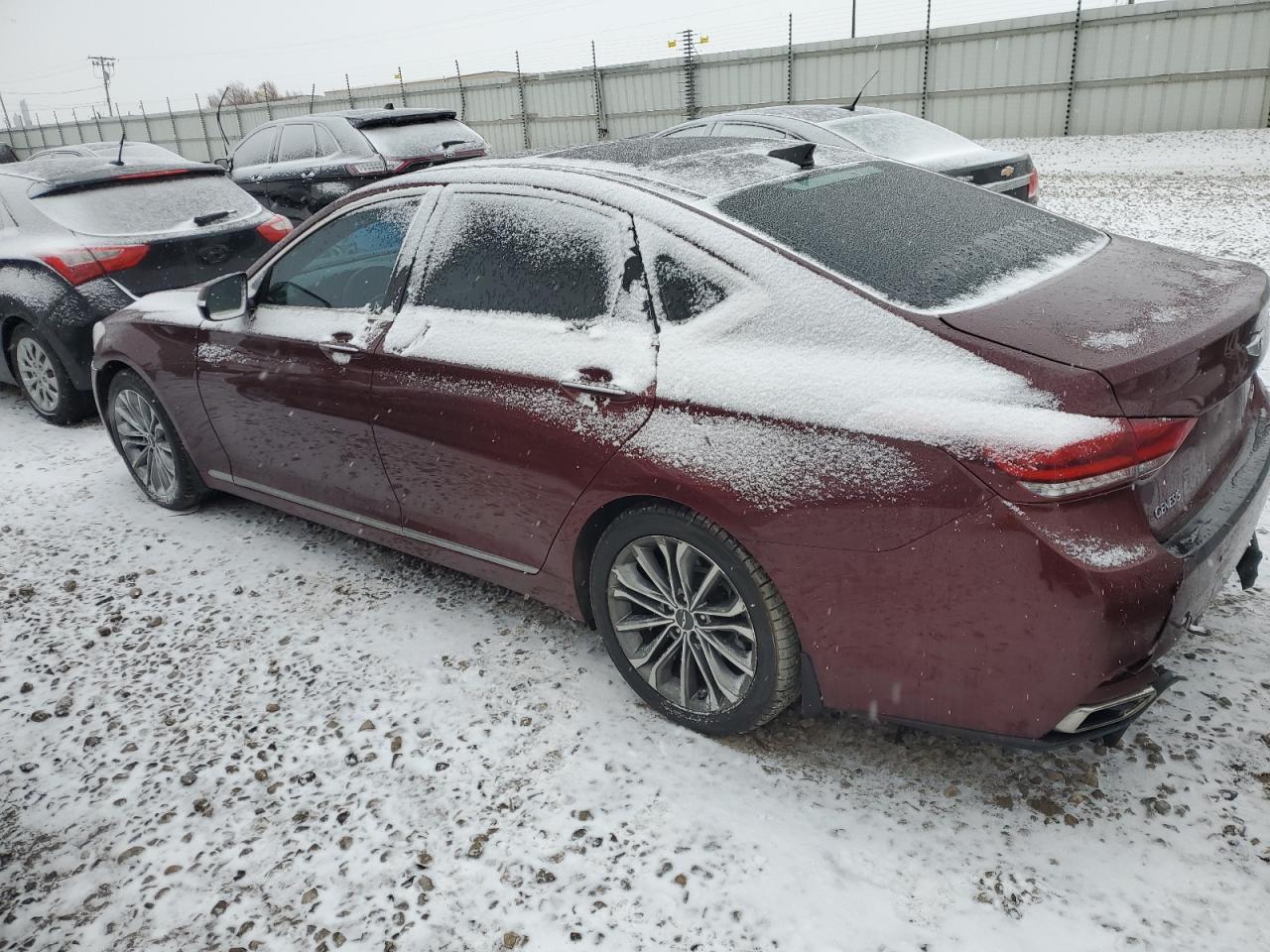 2015 Hyundai Genesis - Image 2