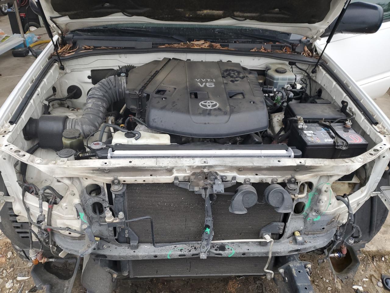 2003 Toyota 4Runner - Image 11